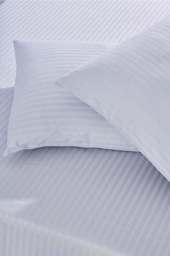 Basic Stripe Çift Kişilik Fitted Micro Saten Çarşaf ve 2 Yastık K