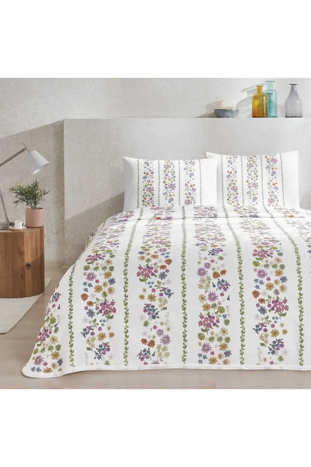 Baskılı Lily Çift Kişilik Pike Takımı Pembe