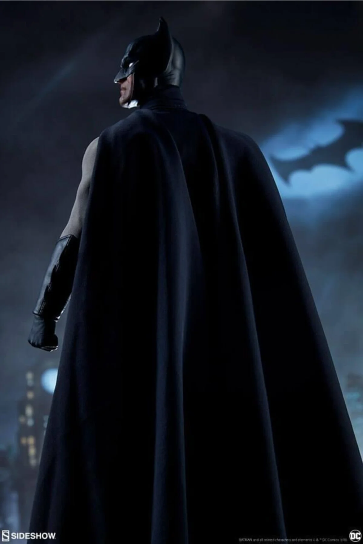 Batman Classic Sixth Scale Figure