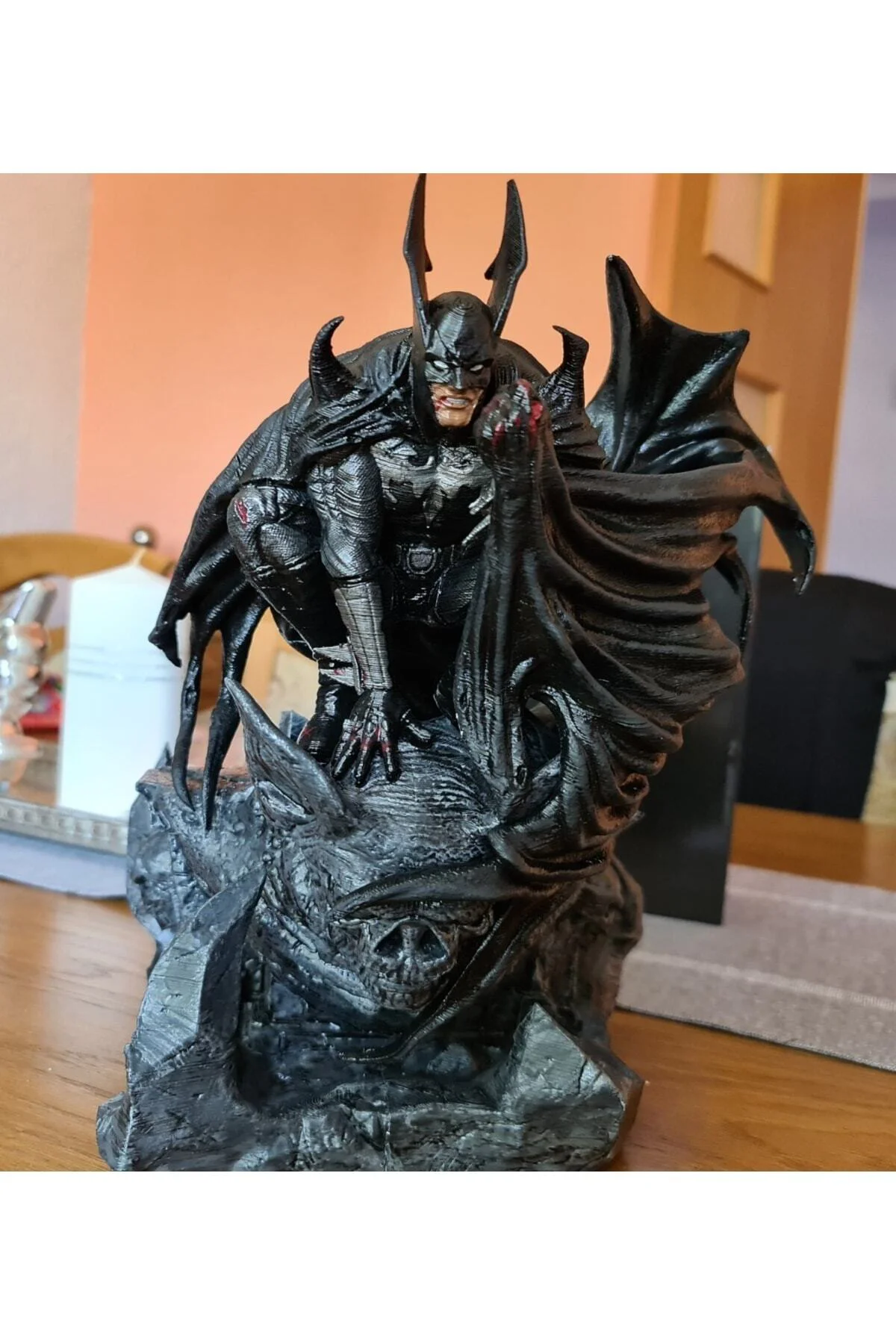 Batman Kara Öfke Boyalı Figür 26 Cm (DEV BOY)