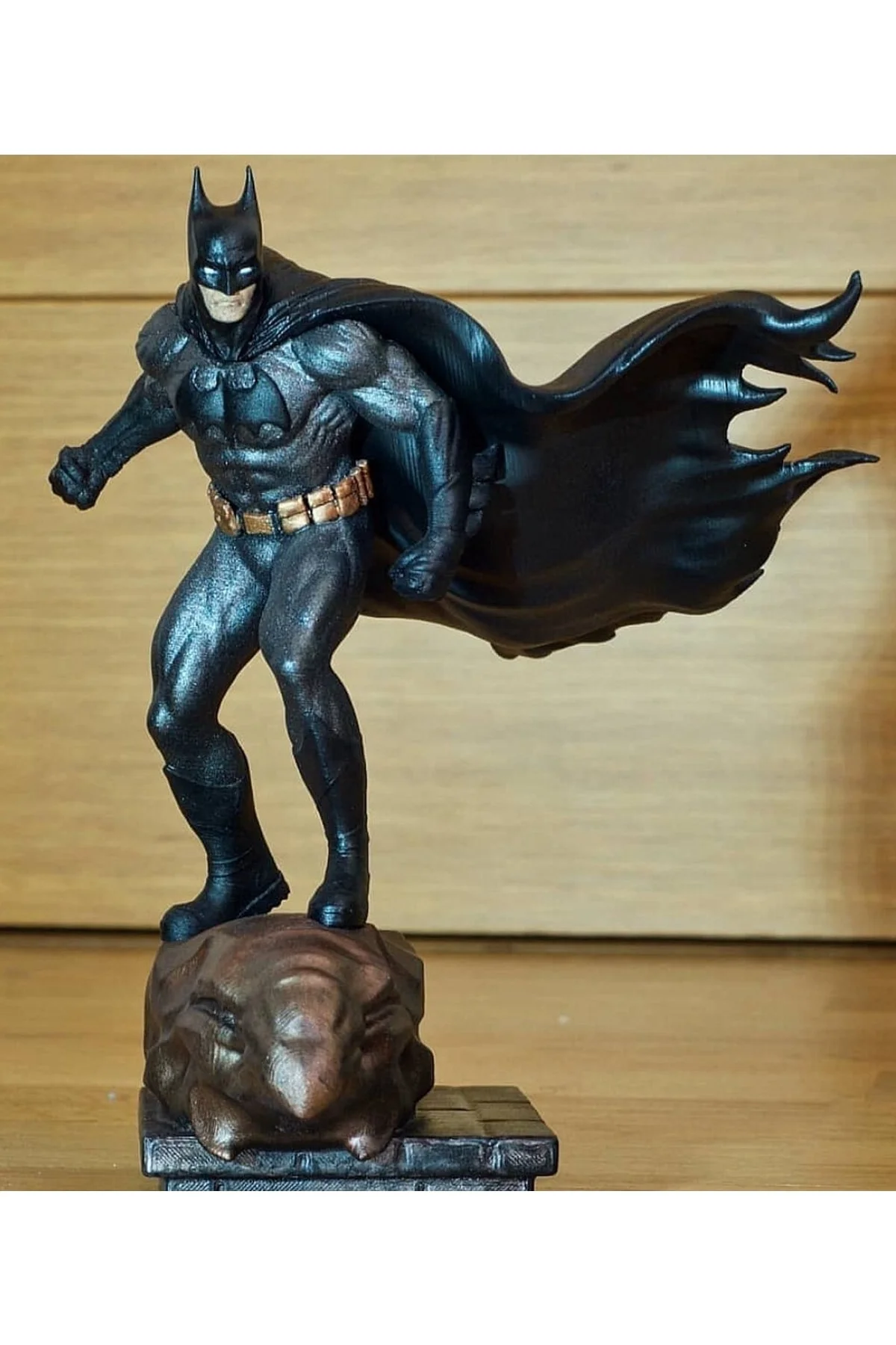 Batman Kara Şövalye Boyalı Figür 26 Cm (dev Boy)