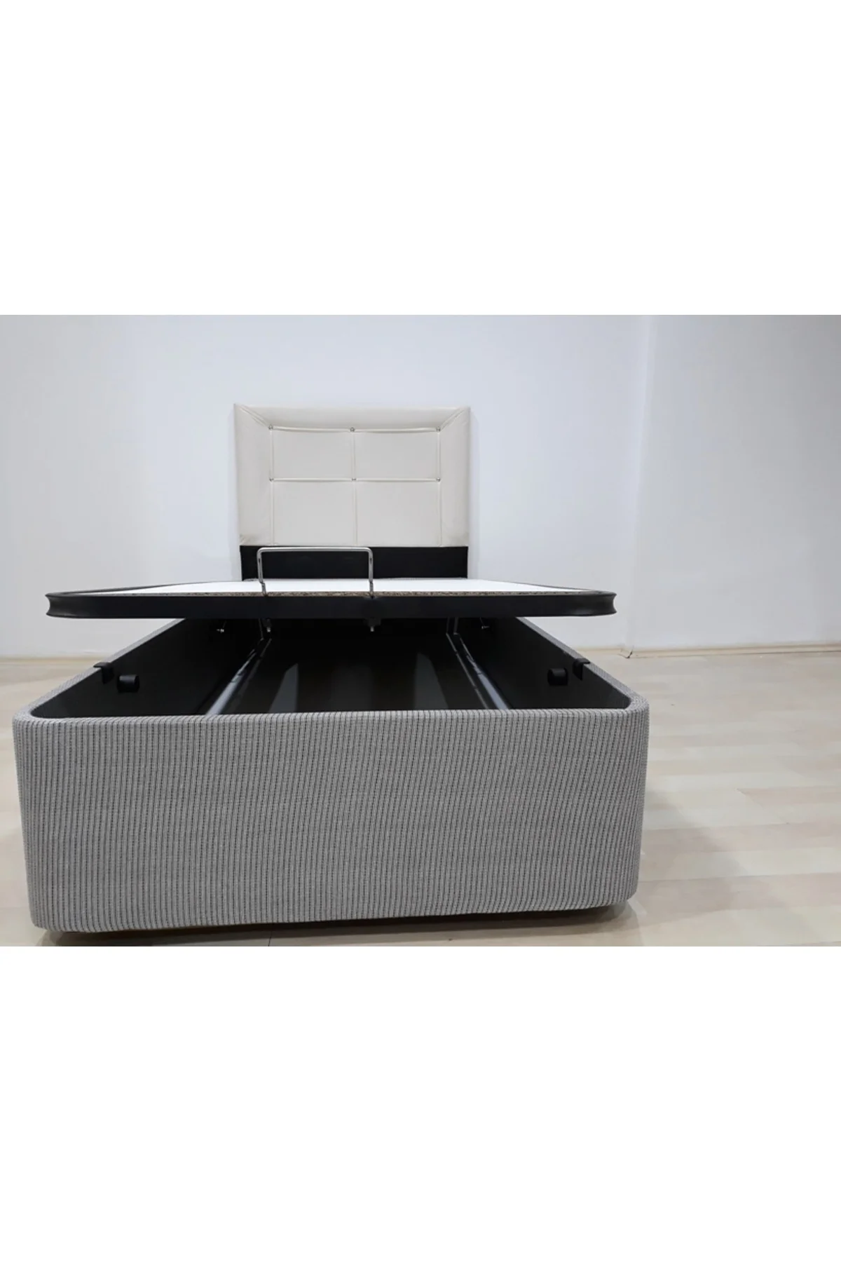 Baza Başlık 17508 Standart Kumaş Eko Başlık 90*190 El Yapım Baza Başlık 17508 Standart Kumaş Eko Başlık 90*190 El Yapım