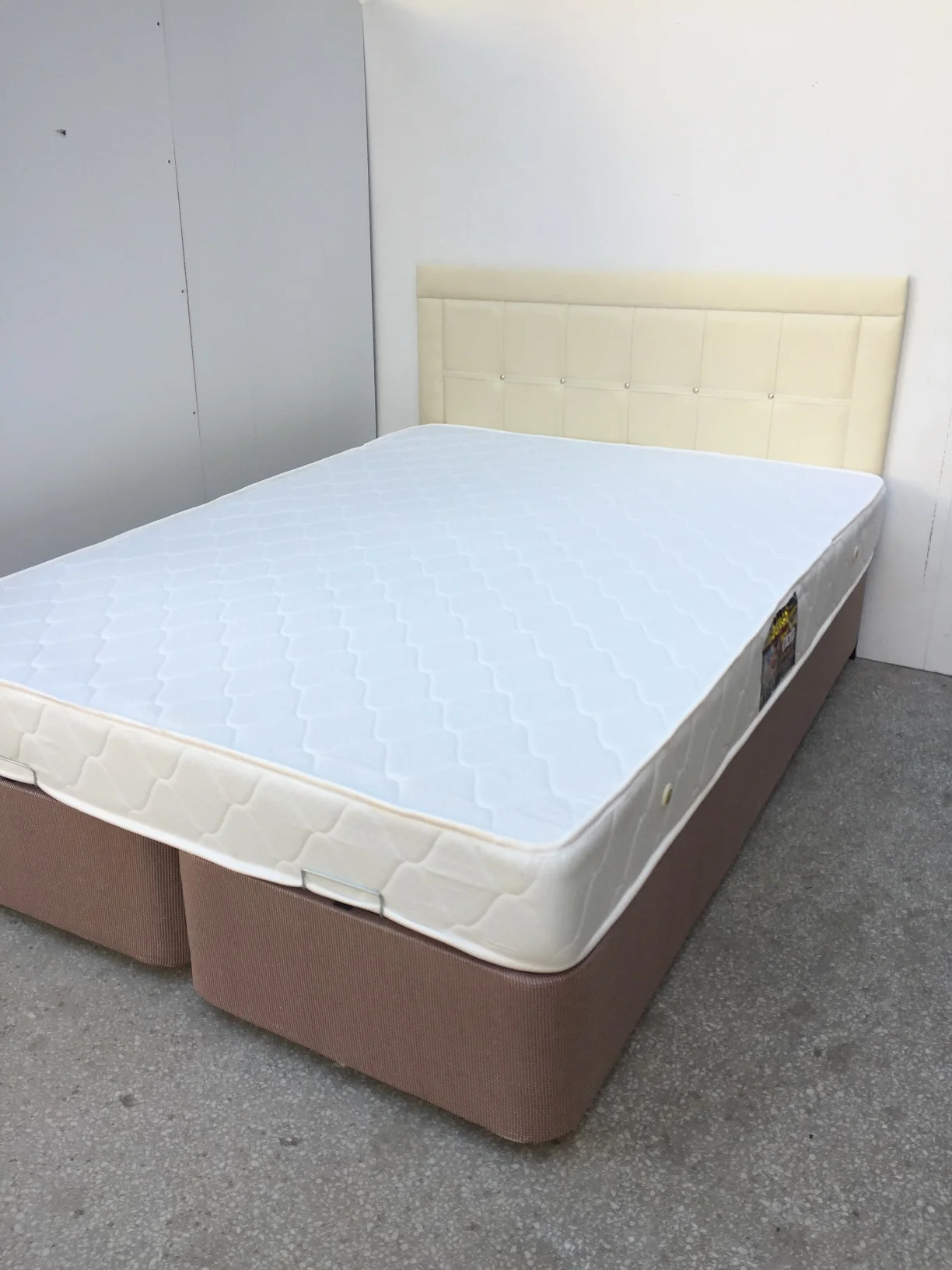 Baza-Başlık STANDART 13417 Deri başlık Metal Fırın Boya Soft Ort 