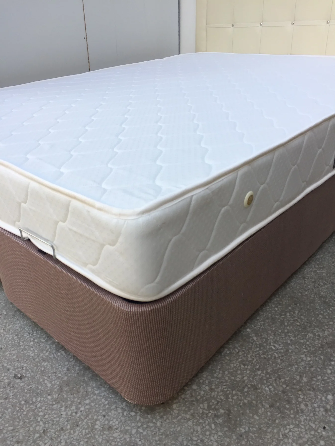 Baza-Başlık STANDART 13417 Deri başlık Metal Fırın Boya Soft Ort 