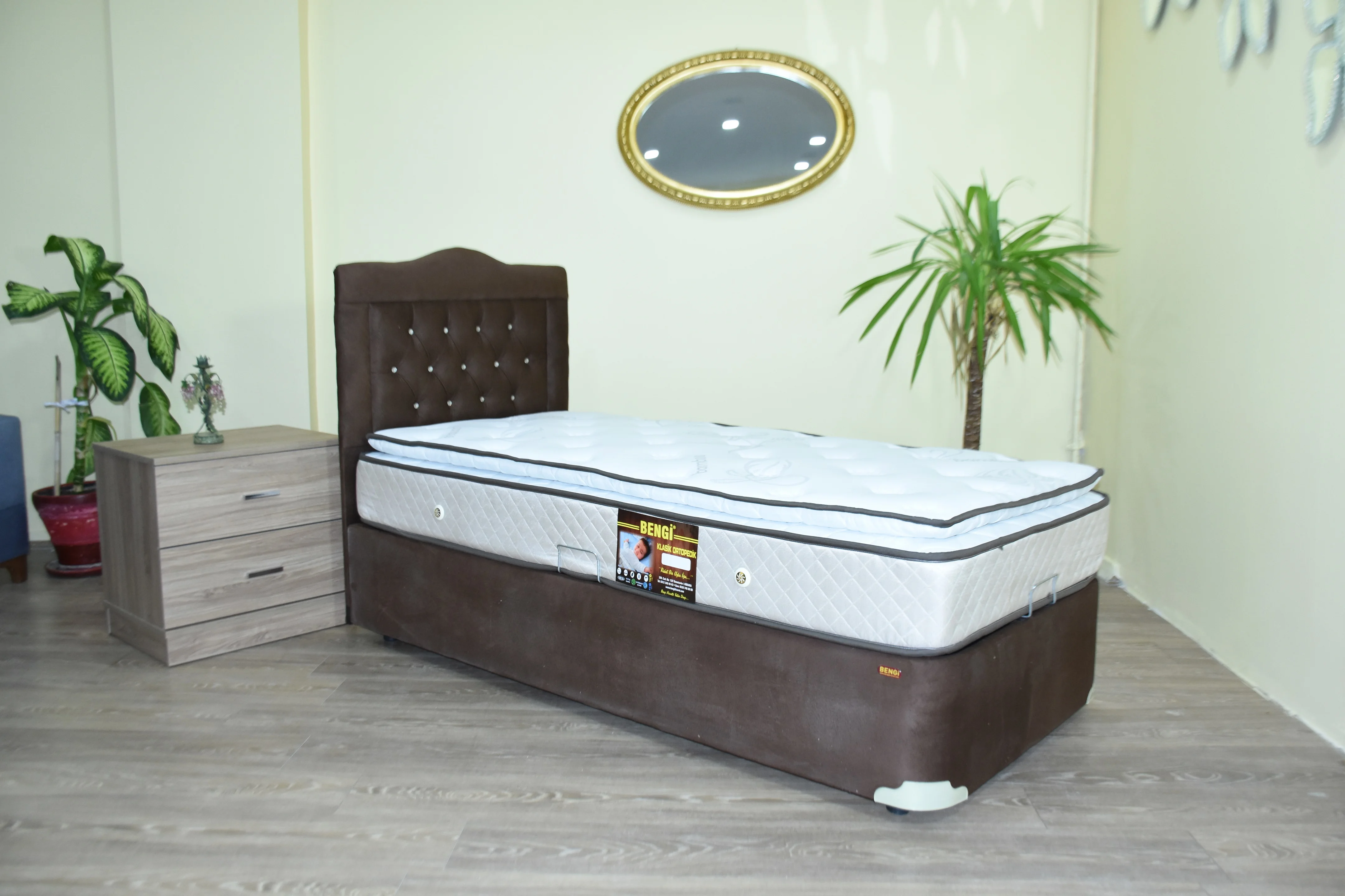 Baza Başlık Yatak 13537 100*200 Taytüy Kahverengi Kumaş Pedli Ort
