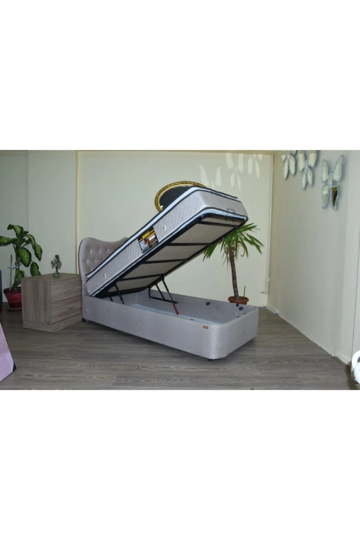 Baza Yatak Başlık 19346 Standart Kumaş Baza Pedli Full Ort Yatak Baza Yatak Başlık 19346 Standart Kumaş Baza Pedli Full Ort Yatak