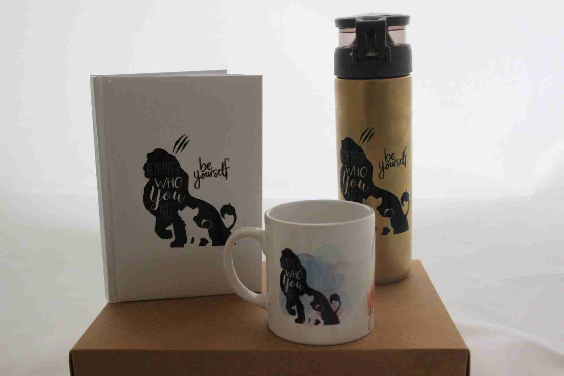 İhtiyaçavm Be Yourself Hediye Seti - Kendin Ol Kupa, Defter Ve Baskılı Termos Hediye Kutusu
