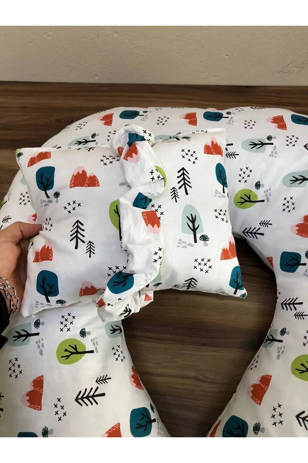 Bebek emzirme yastığı, minderi