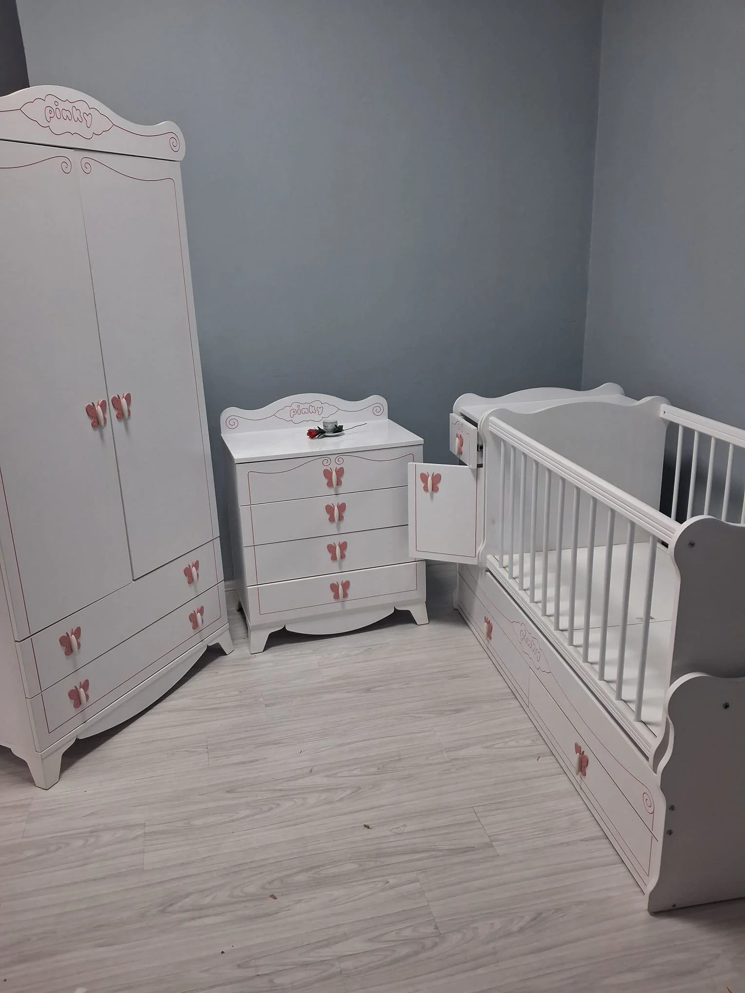 Bebek Odası 90654 Pink Takım Dolap Uzamalı Beşik Şifonyer Demonte Ürün Fiyatı, Yorumları ve Özellikleri