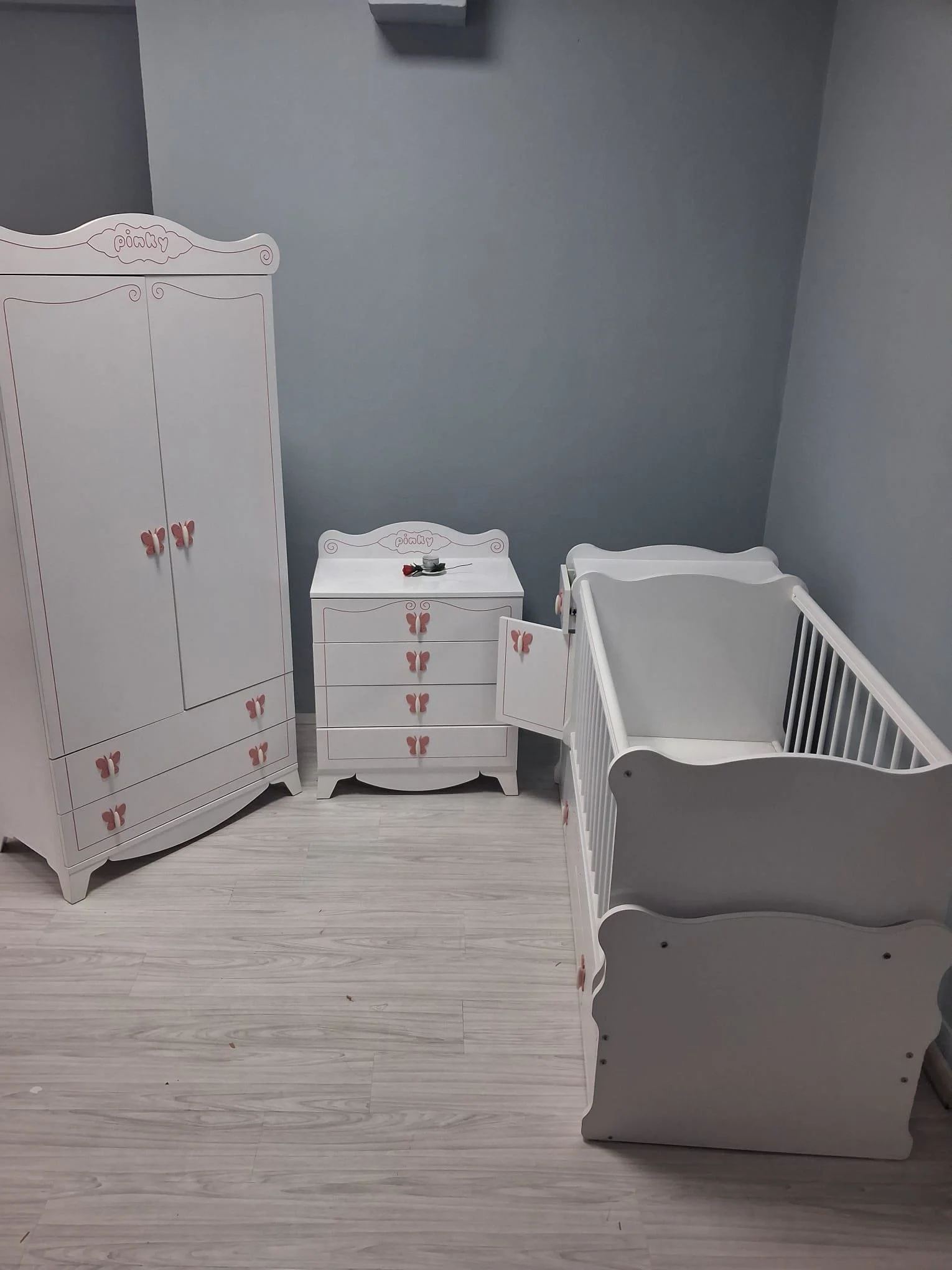 Bebek Odası 90654 Pink Takım Dolap Uzamalı Beşik Şifonyer Demonte Ürün Fiyatı, Yorumları ve Özellikleri