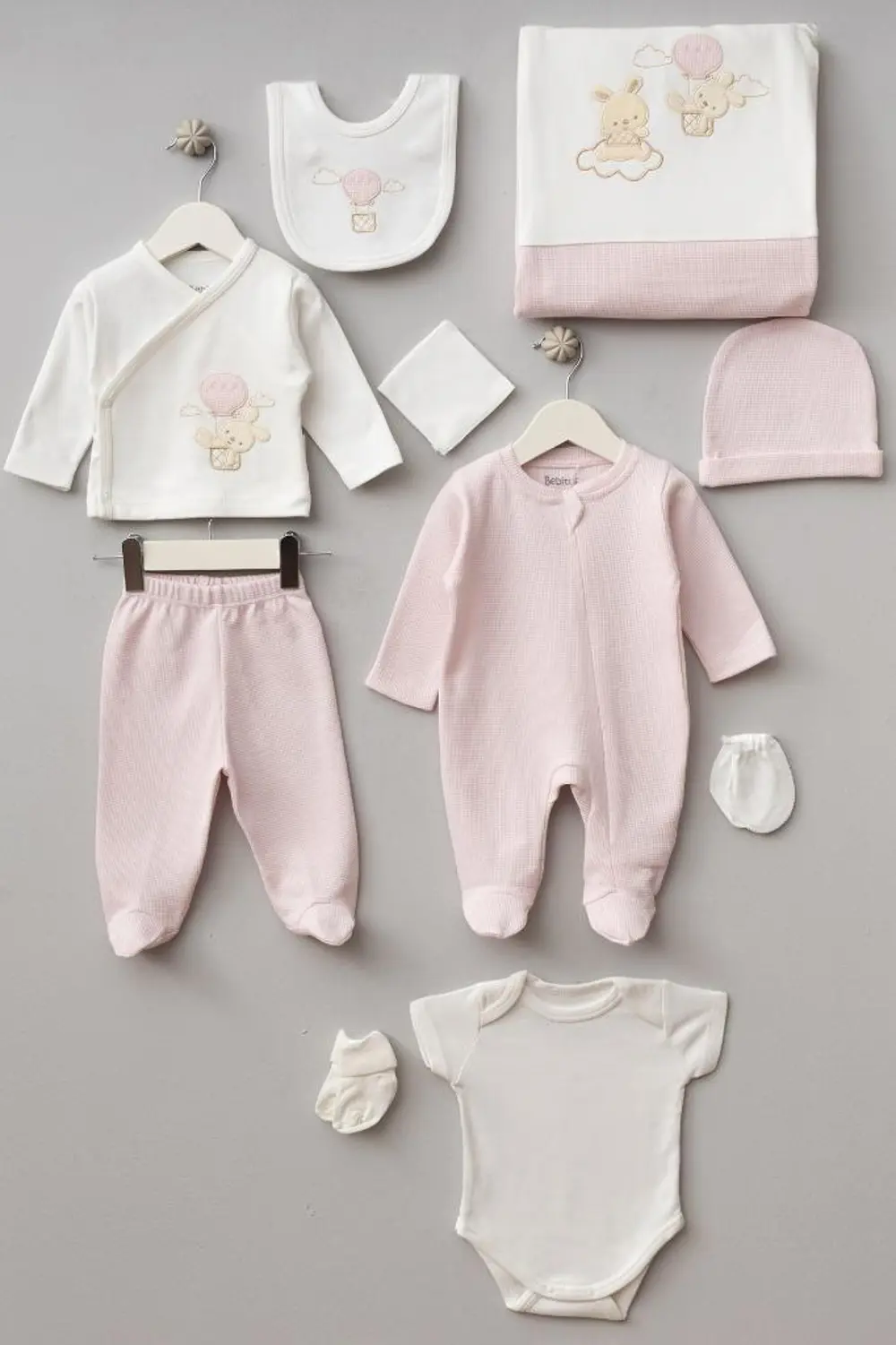 Bebitof %100 Pamuk Balonlu Tavşan Desenli 10 Parça Kutulu Yenidoğ