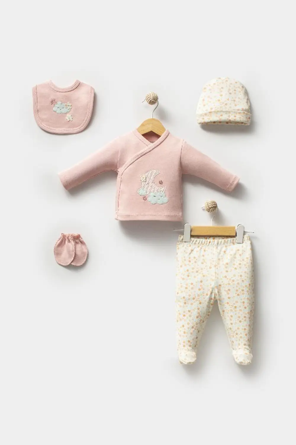 Bebitof %100 Pamuk Sevimli Ay ve Bulutlar Desenli Bebek 5 Parça Y Bebitof %100 Pamuk Sevimli Ay ve Bulutlar Desenli Bebek 5 Parça Y