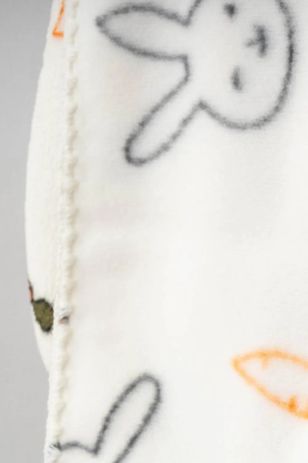 Bebitof Sevimli Tavşan Desenli Peluş Battaniye BBTF.EKR.95077