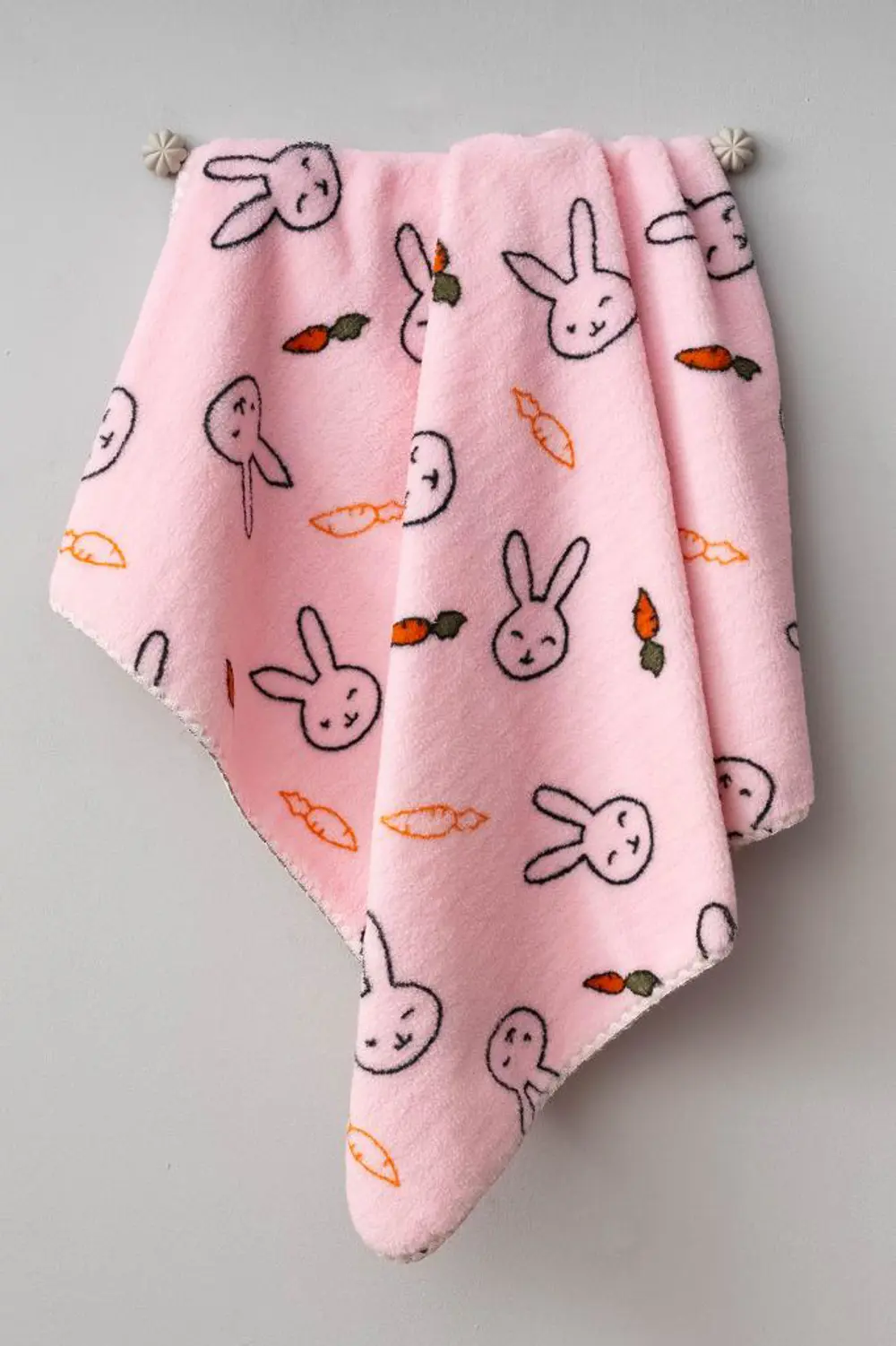 Bebitof Sevimli Tavşan Desenli Peluş Battaniye BBTF.PMB.95077