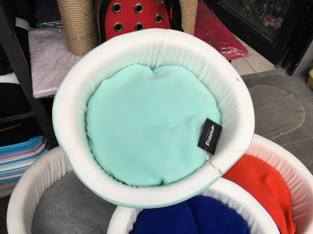 Bedspet Ağızlıklı Sepet Kedi Köpek Yuvası No:2 Bedspet Ağızlıklı Sepet Kedi Köpek Yuvası No:2