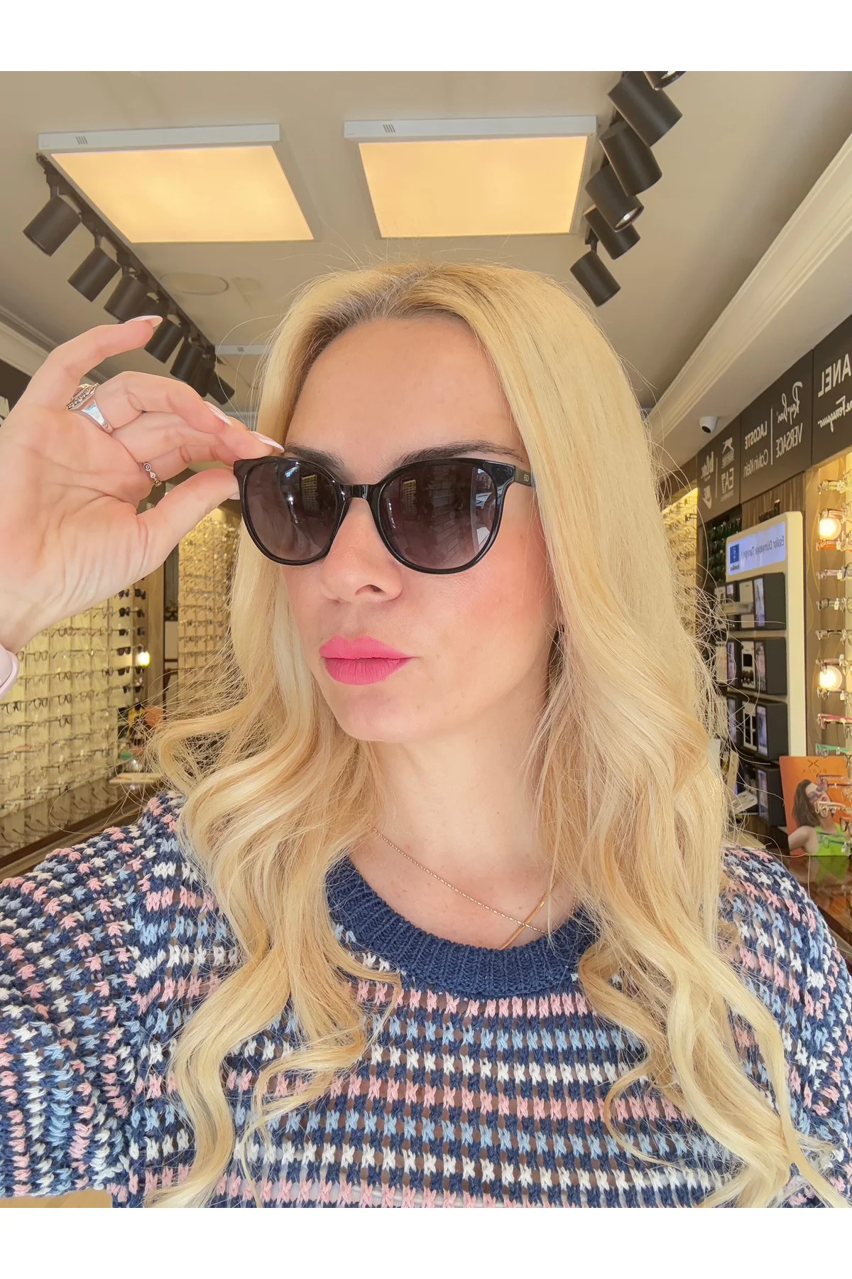 Beewear 4520 C01 5221 145 Kadın Güneş Gözlüğü