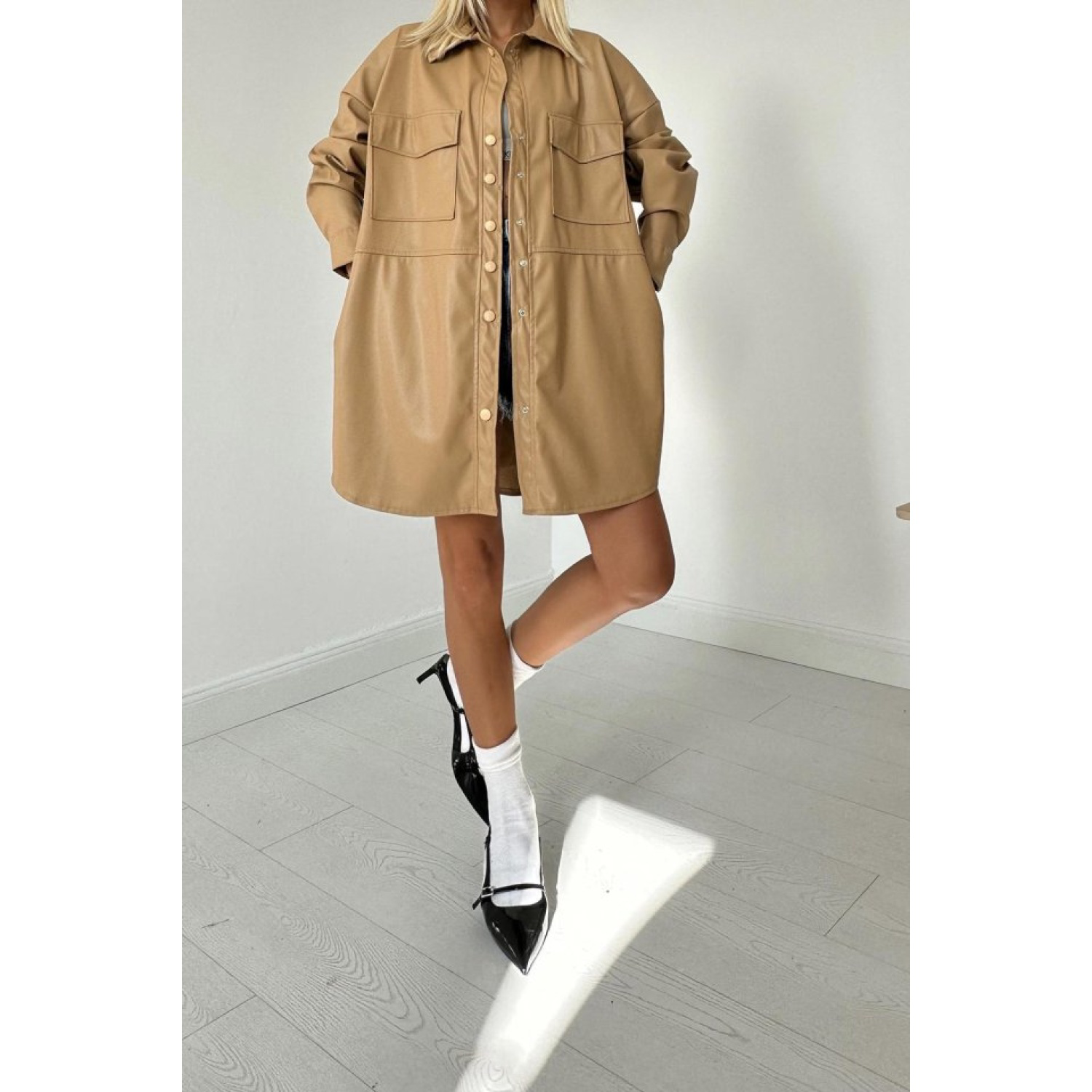 Bej Çıtçıt Kapama Cepli Deri Ceket