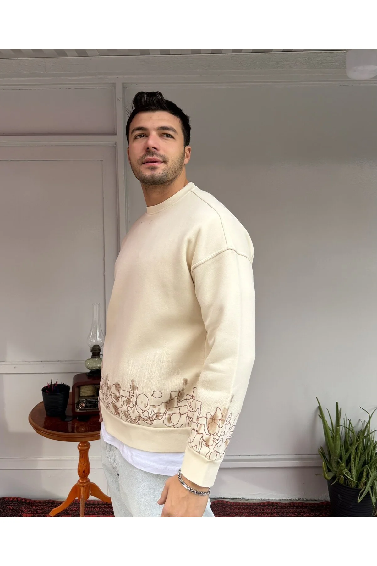 Bel-Bilek Nakış Detaylı Oversize Sweat
