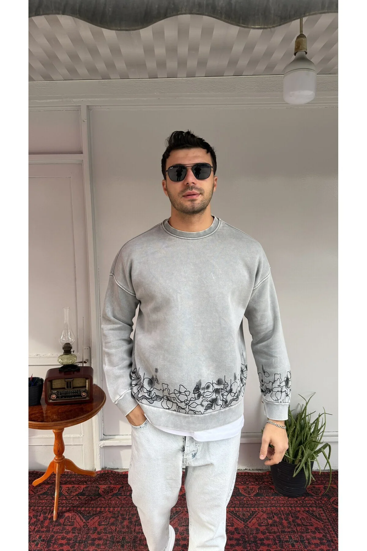 Bel-Bilek Nakış Detaylı Oversize Sweat