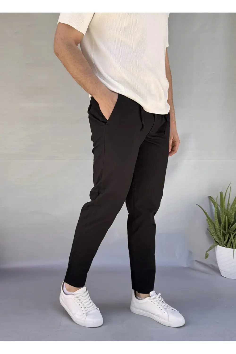 Bel Lastik İpli Arka Cep Kapaklı Jogger