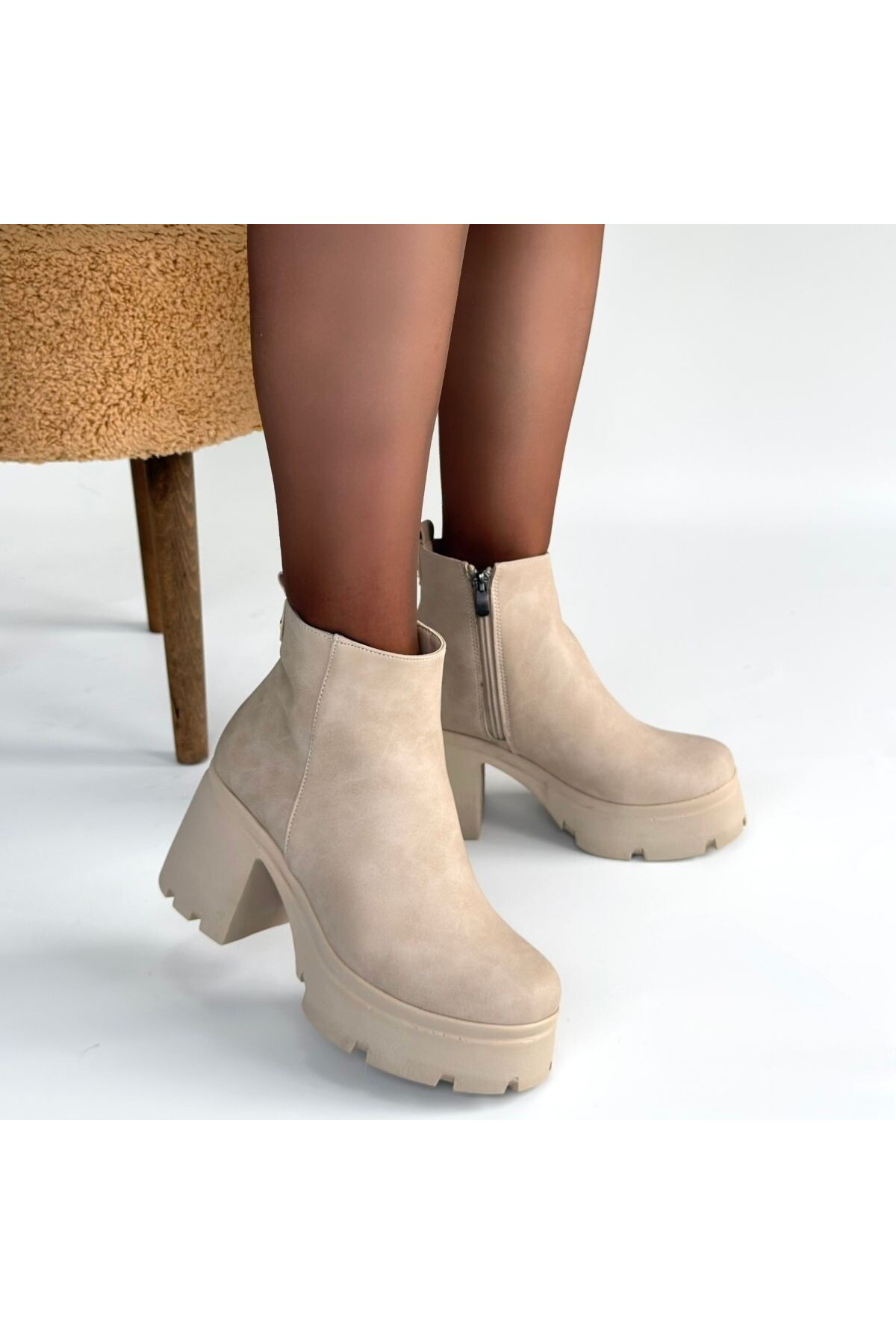 Belay Bej Nubuk Topuklu Bot - Lisinya
