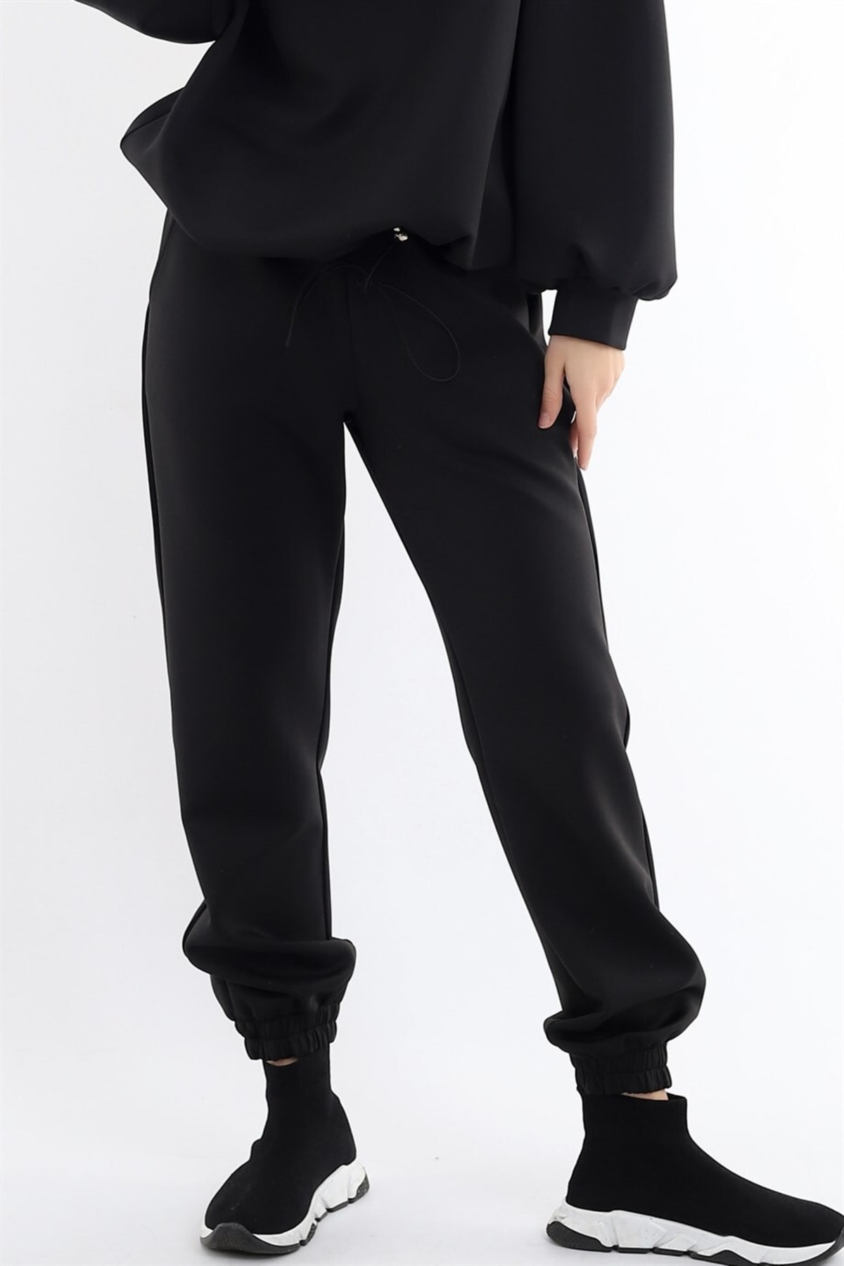 Dreamlike Beli Büzgülü Cepli Rahat Jogger Eşofman Altı