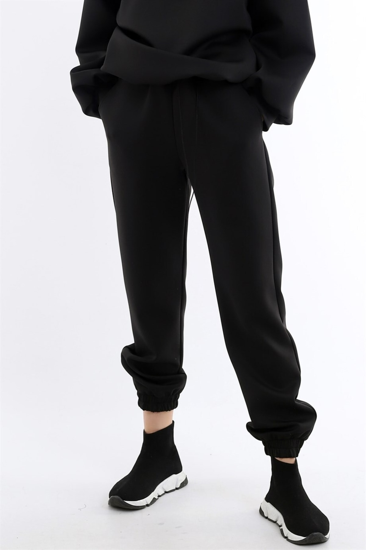 Dreamlike Beli Büzgülü Cepli Rahat Jogger Eşofman Altı