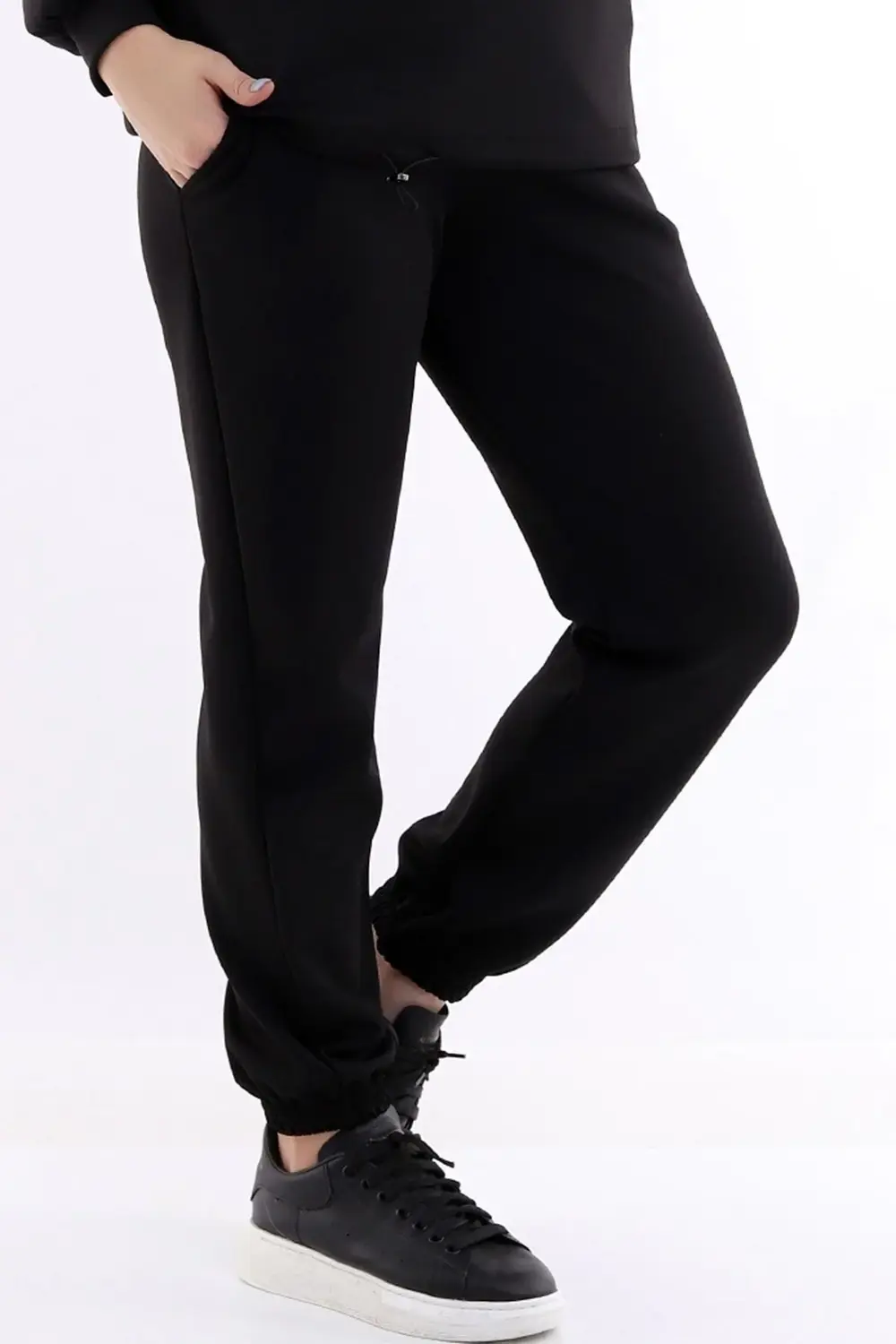 Beli Büzgülü Cepli Rahat Büyük Beden Jogger Eşofman Altı