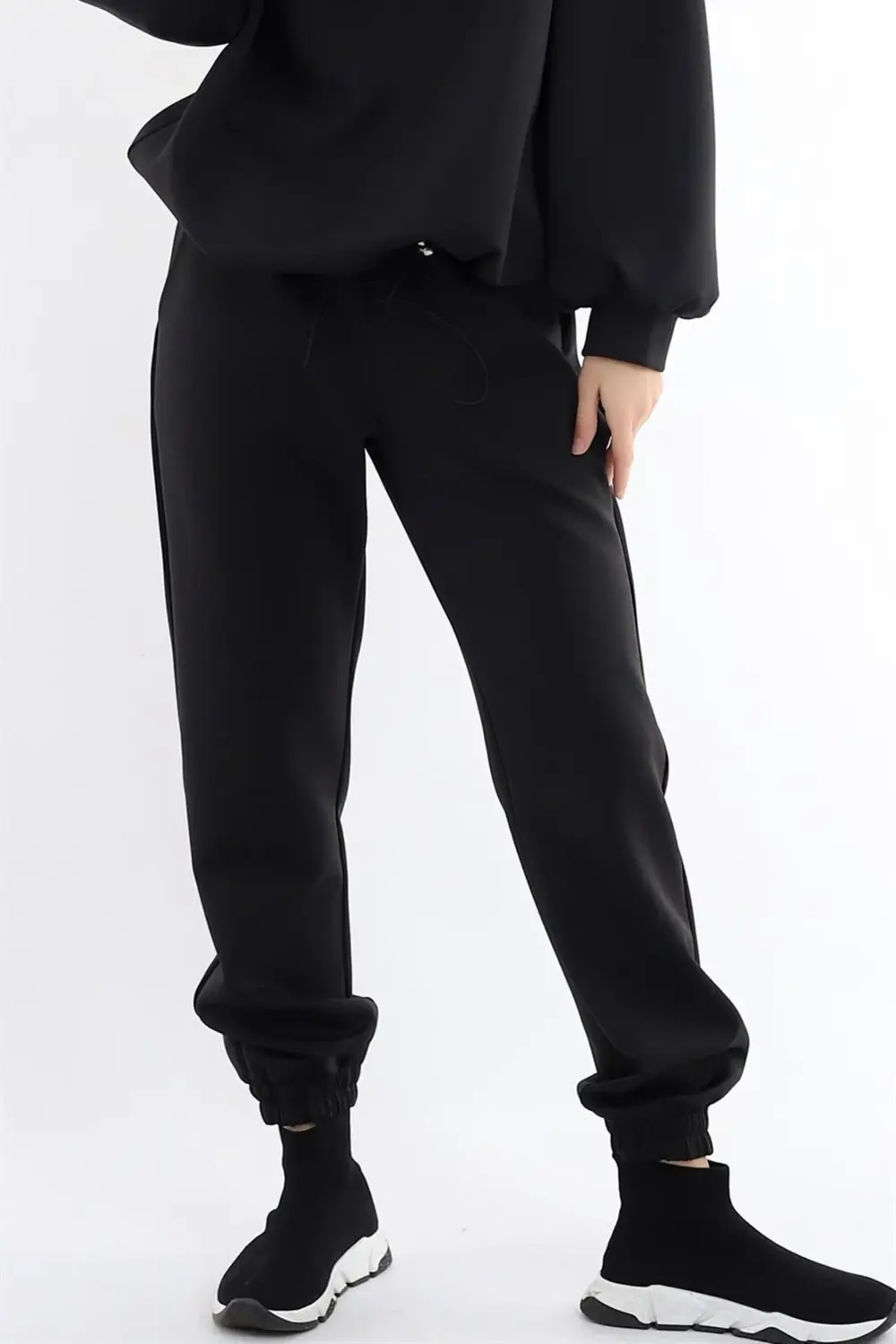 Beli Büzgülü Cepli Rahat Jogger Eşofman Altı