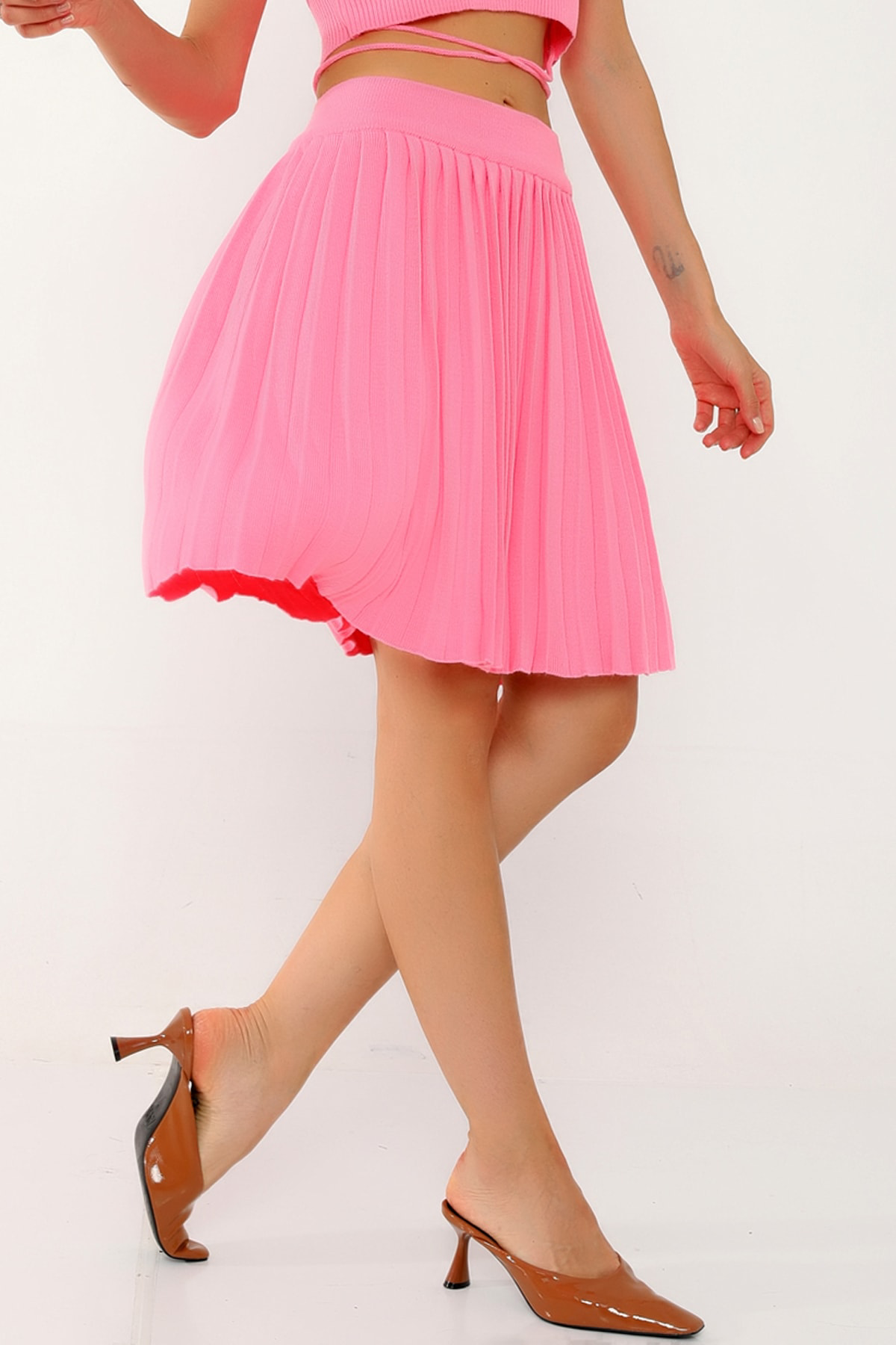 Dreamlike Beli Lastikli Pliseli Rahat Ve Şık Triko Diz Üstü Etek