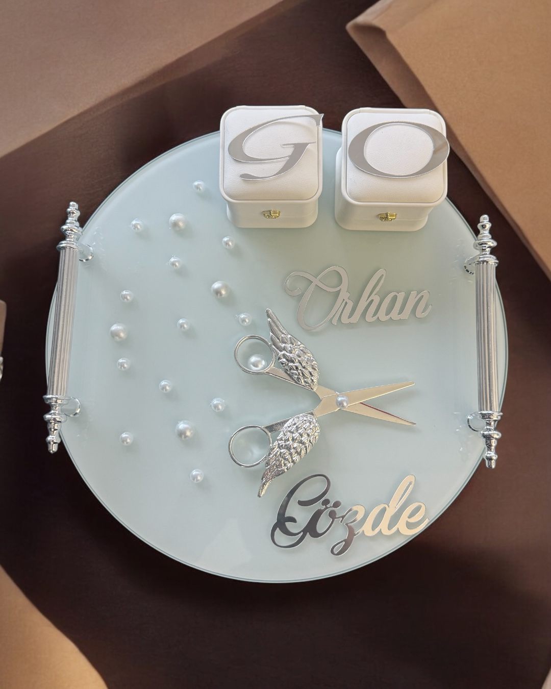 Cyzhome Beloved Gümüş Yuvarlak Nişan Tepsisi