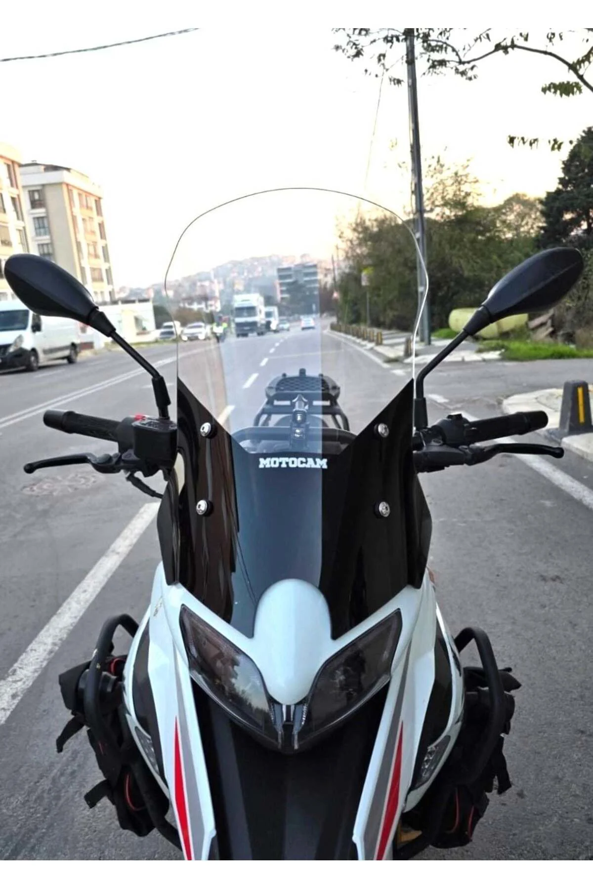 Benelli TRK 251 Ön Cam 2019-2023 Model 56cm Şeffaf Renkli 4mm