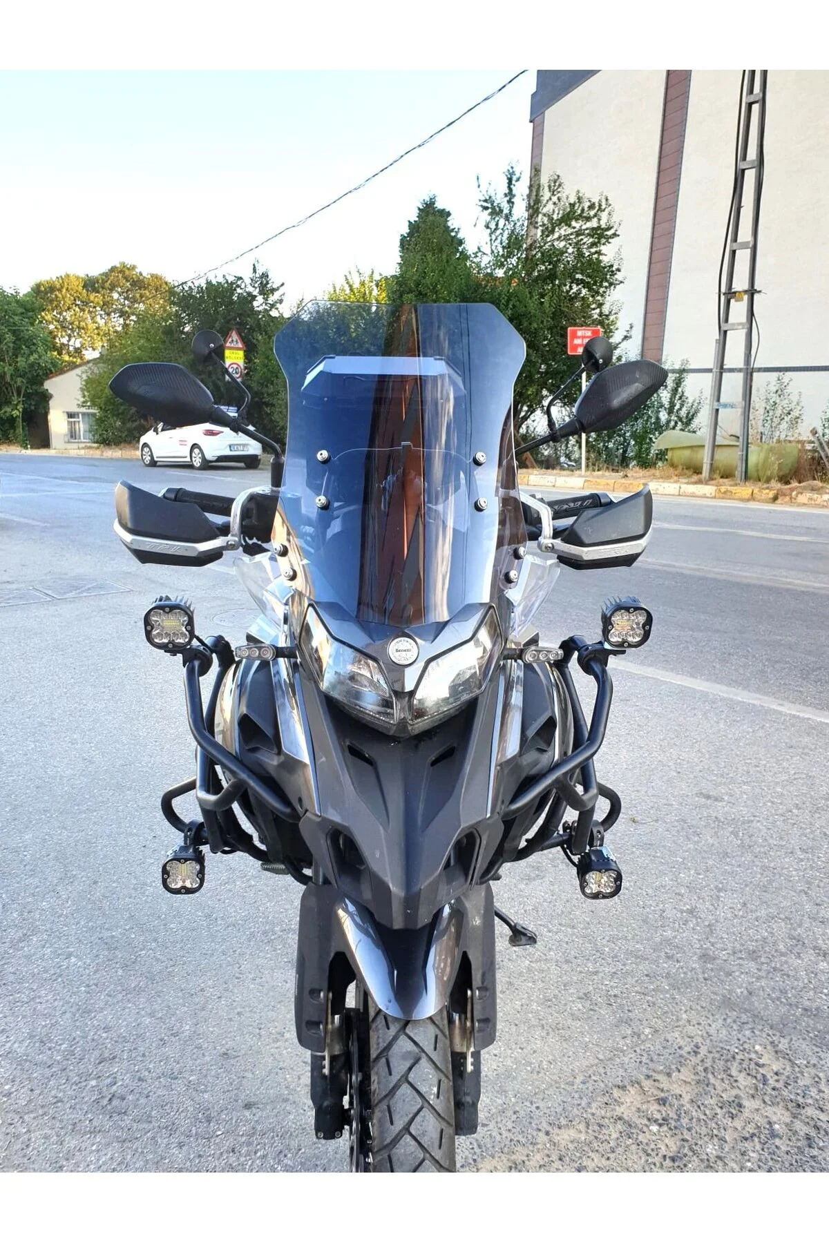Benelli TRK 502 Ön Cam 2017-2026 Model 54cm Füme Renkli 4mm