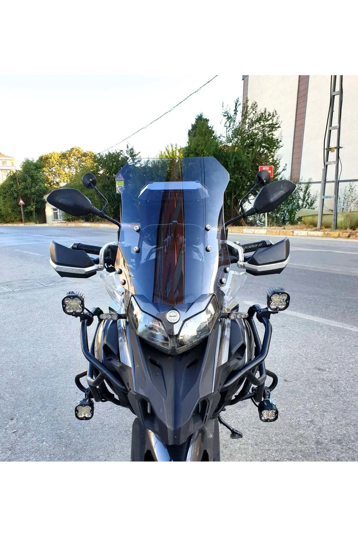 Benelli TRK 502 X Ön Cam 2017-2026 Model 54cm Füme Renkli 4mm