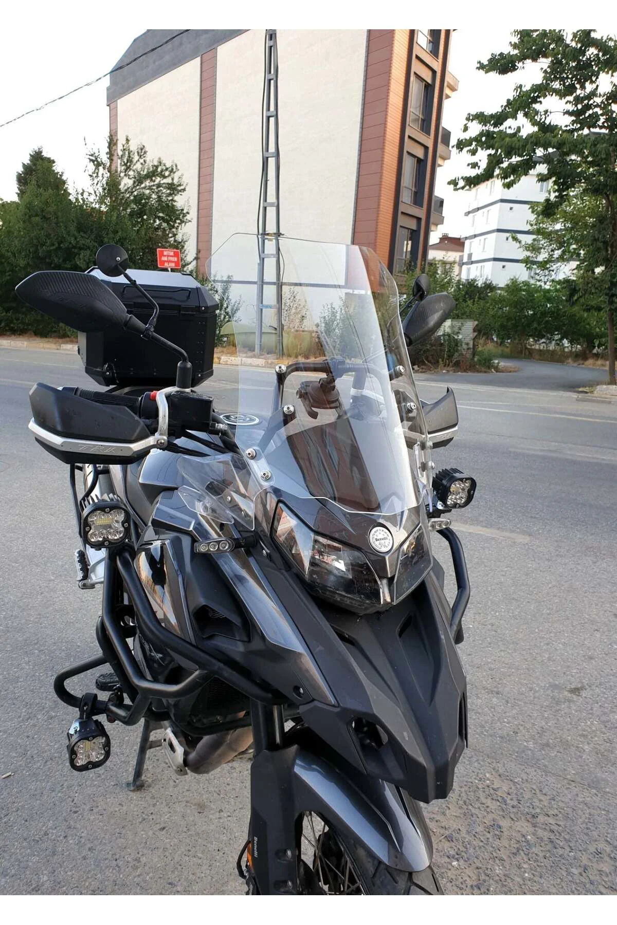 Benelli TRK 502 X Ön Cam 2017-2026 Model 54cm Şeffaf Renkli 4mm