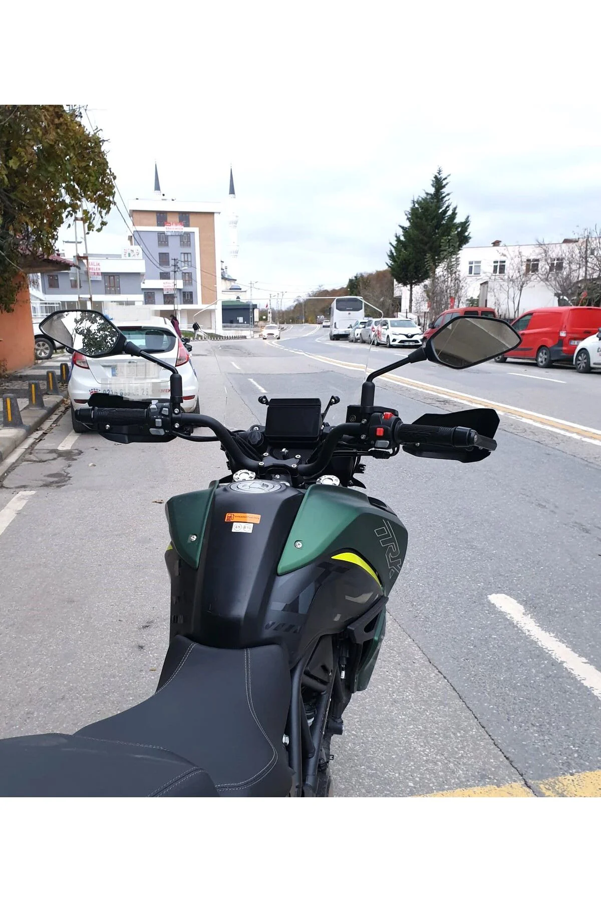 Benelli TRK 702 X Ön Cam 2024-2026 Model 51cm Şeffaf Renkli 4mm