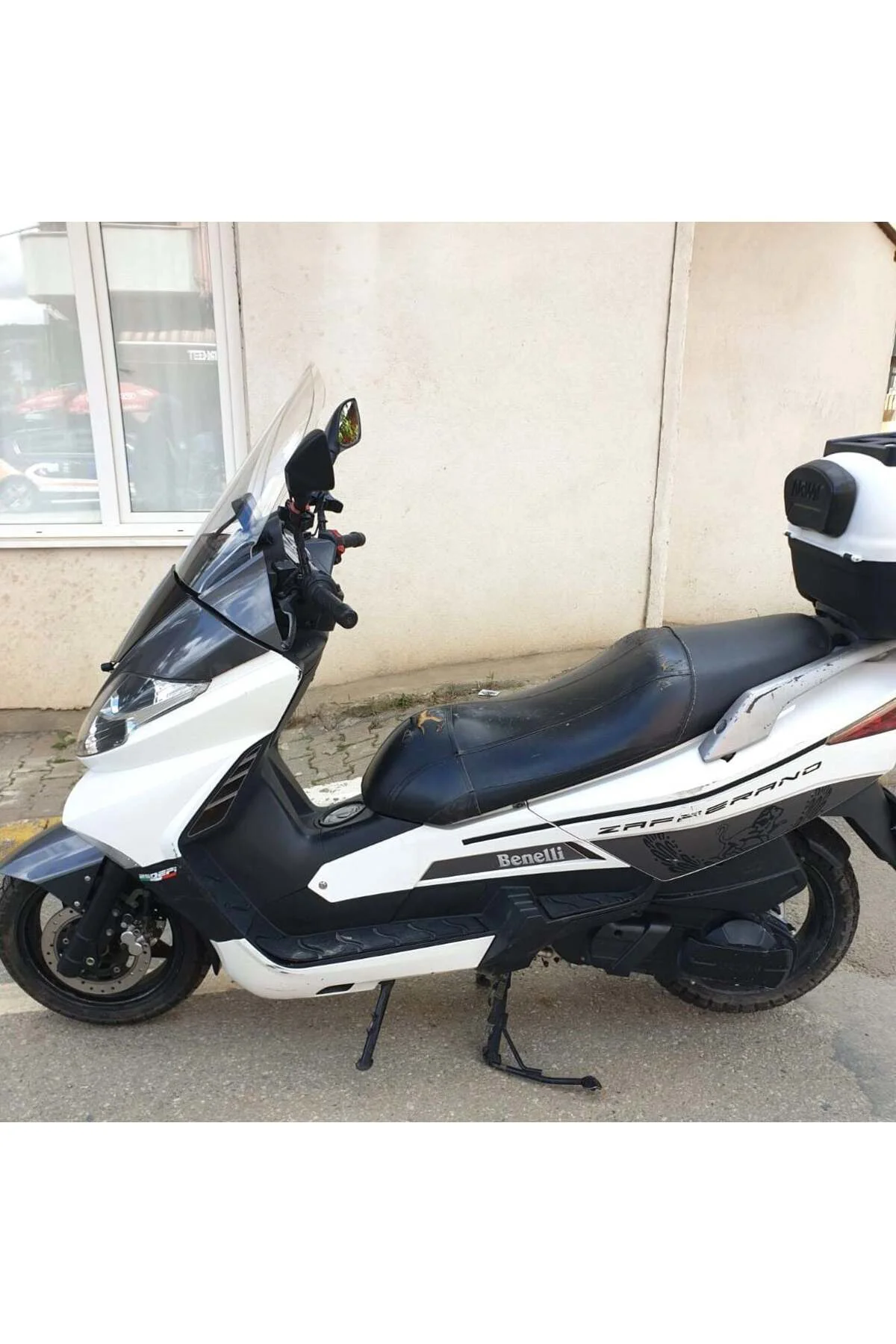 Benelli Zafferano 250 Ön Cam 2015-2016 Model 48cm Şeffaf Renkli 4