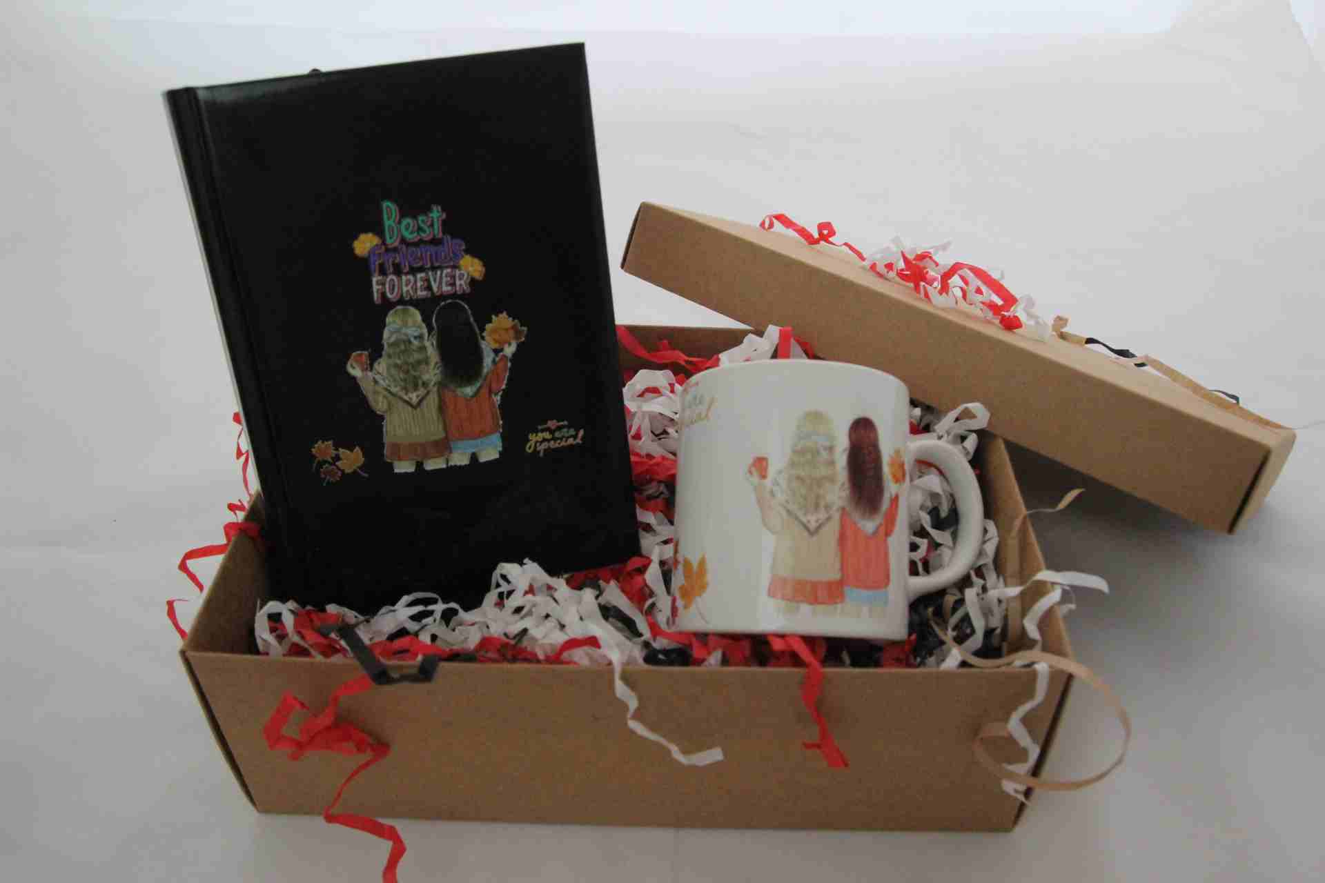 İhtiyaçavm Best Friends Hediye Seti -  Best Friends Kupa Ve Baskılı Defter Hediye Kutusu