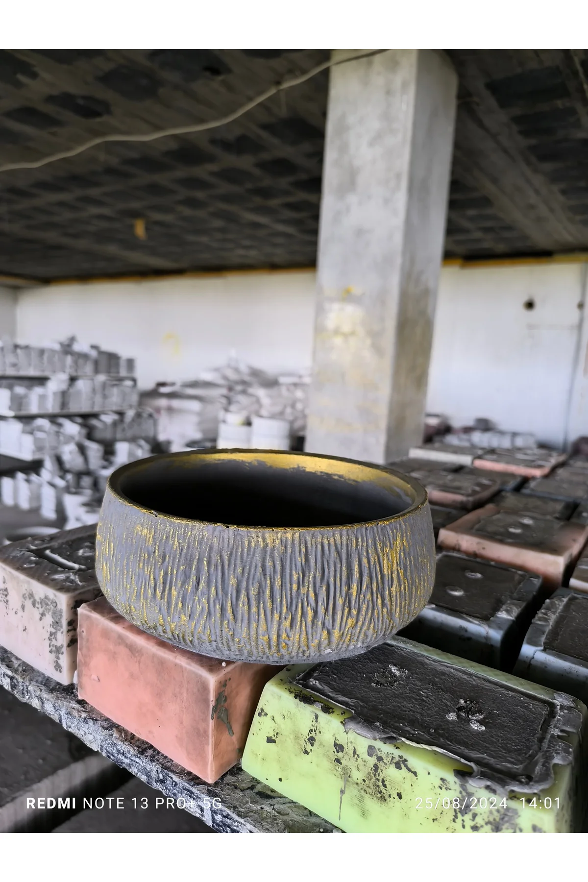 Beton orkide bonsai ve aranjman saksısı - Görsel 3