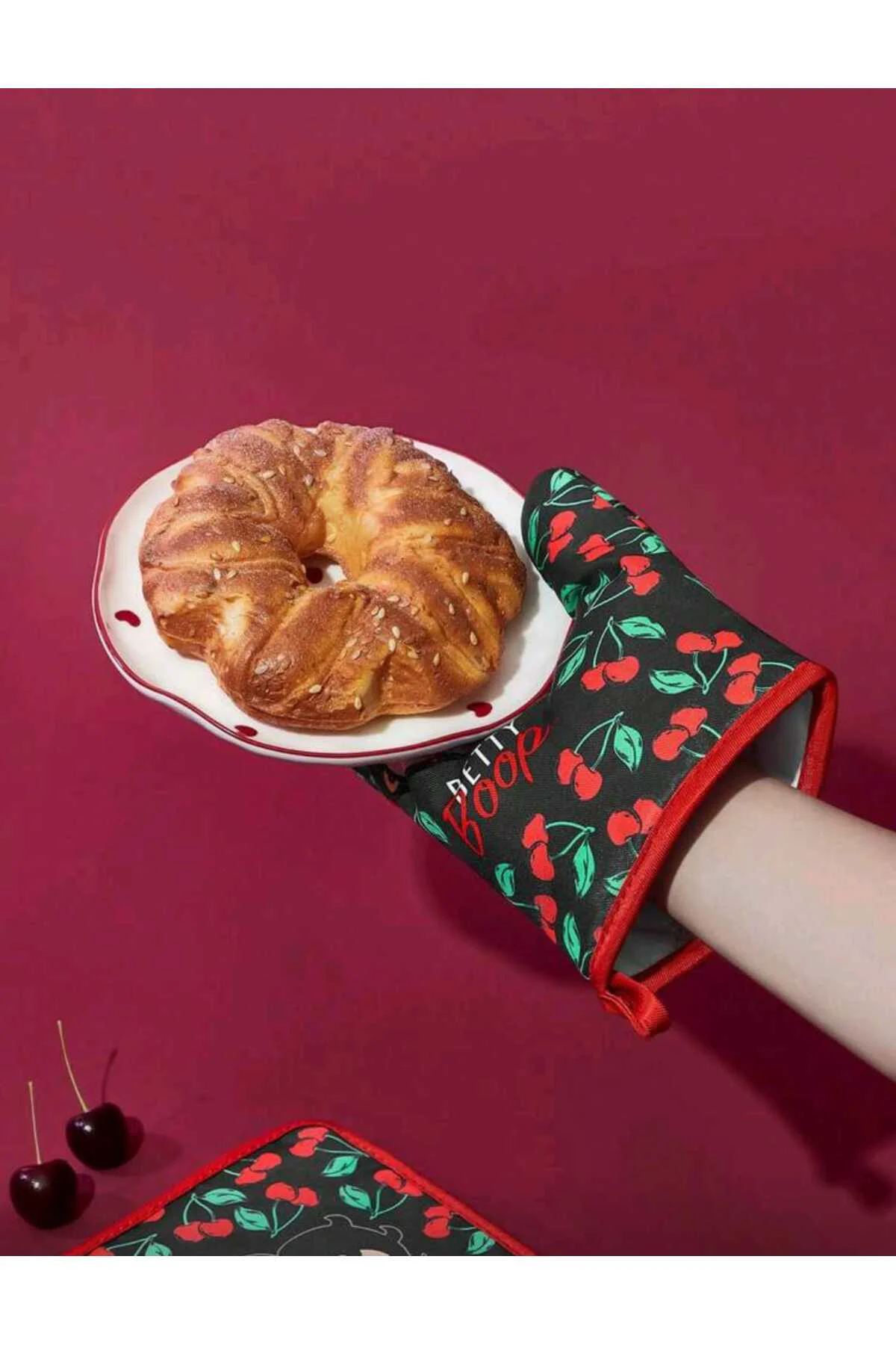 Betty Boop Kirazlı Kırmızı 2 'li Mutfak Fırın Eldiveni Seti