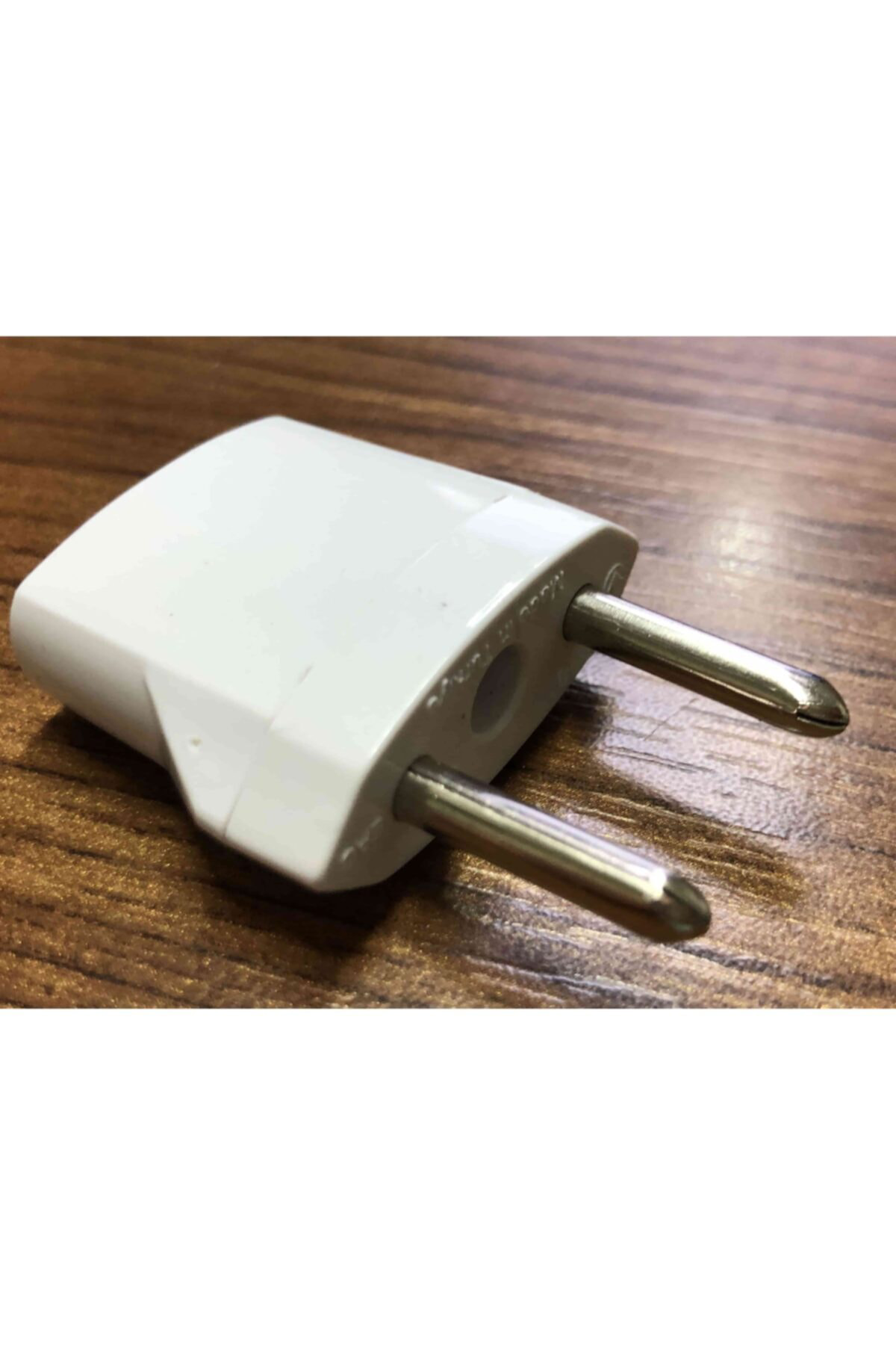 Beyaz Amerikan Elektrik Priz Çevirici 6 Amper