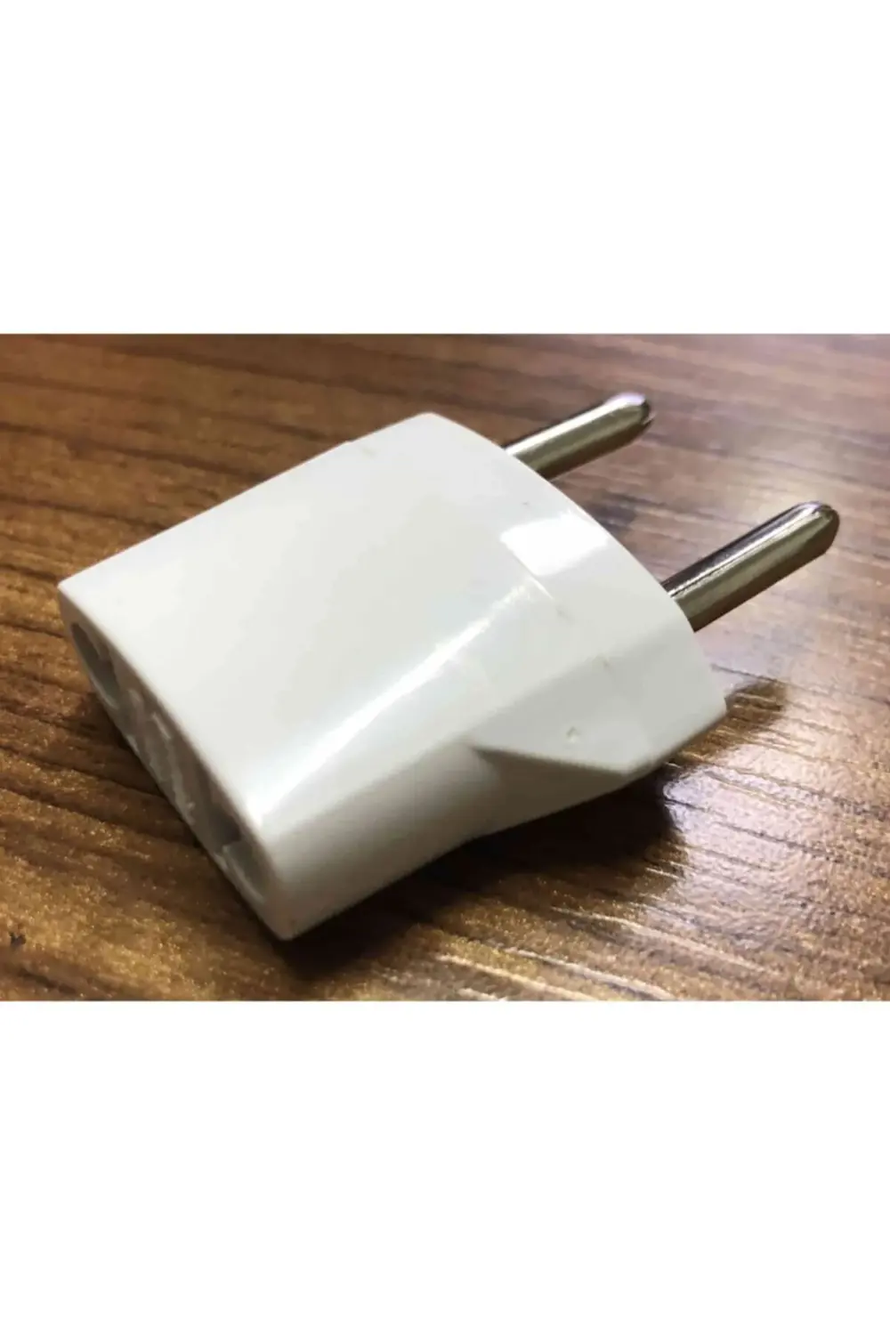 Beyaz Amerikan Elektrik Priz Çevirici 6 Amper