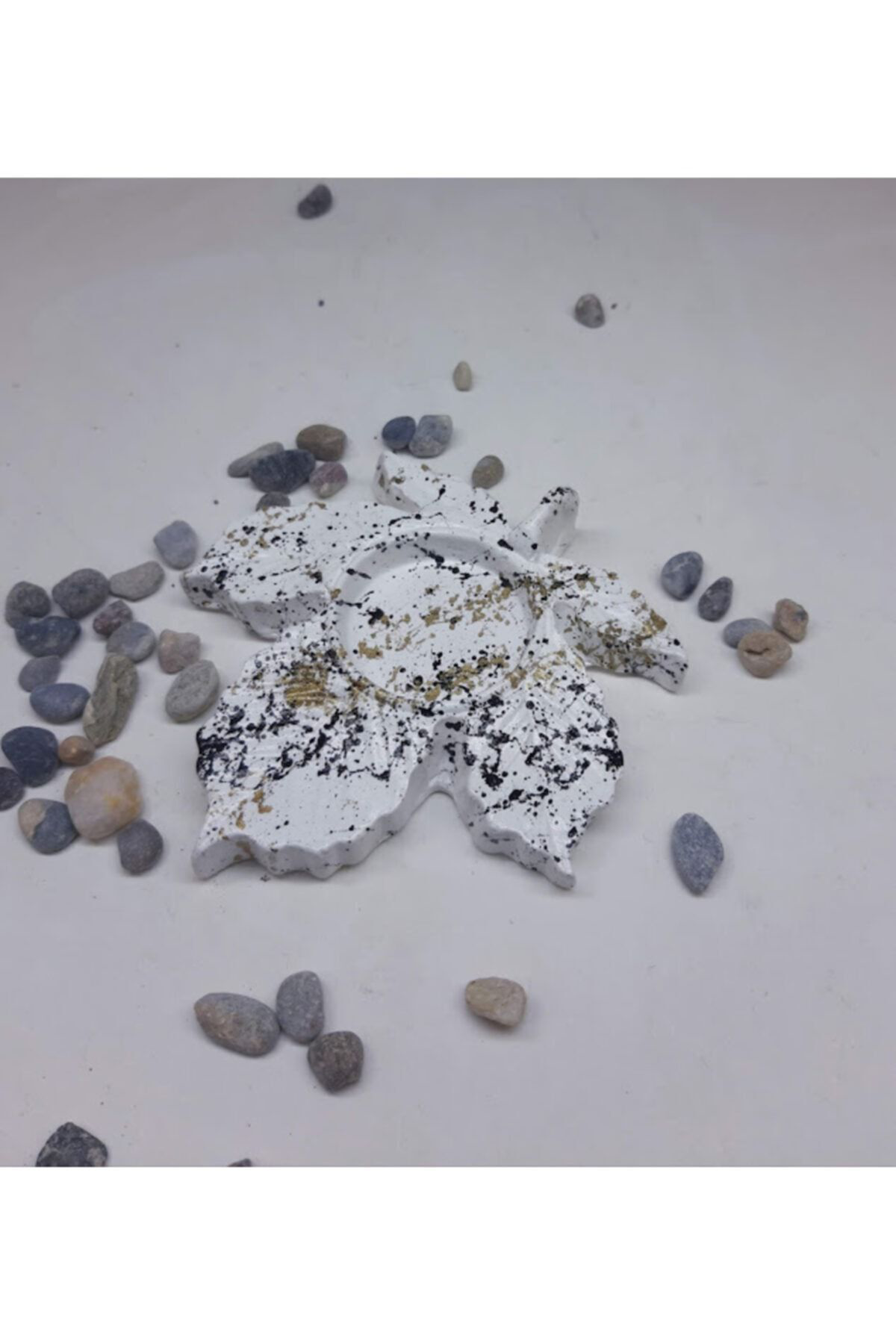 Dodemert Home Beyaz Çinar Yaprak Beton Mumluk