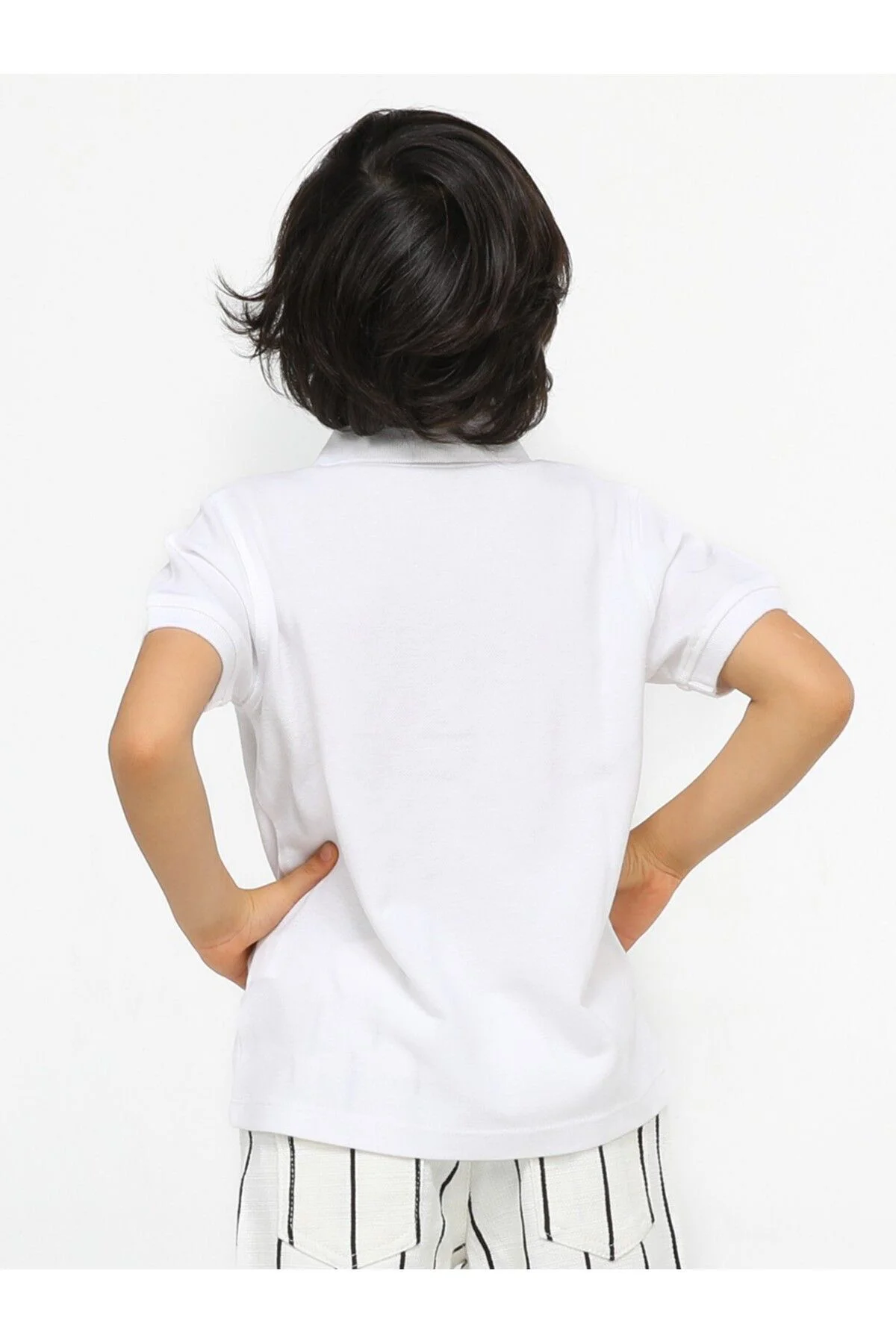 Beyaz Çizgi Desenli Polo T-shirt