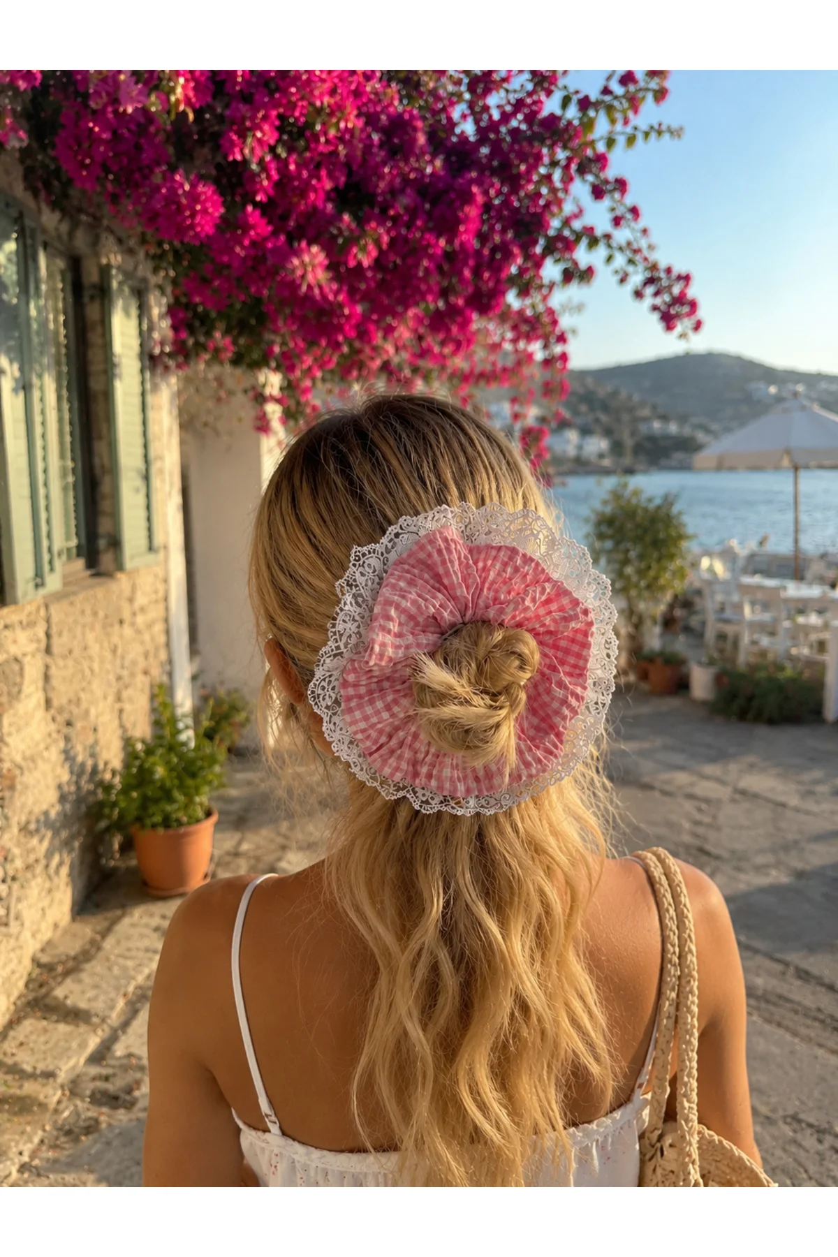 Beyaz Dantel Fırfır Detaylı Pembe Pötikare Beyaz Scrunchie Lastikli Toka