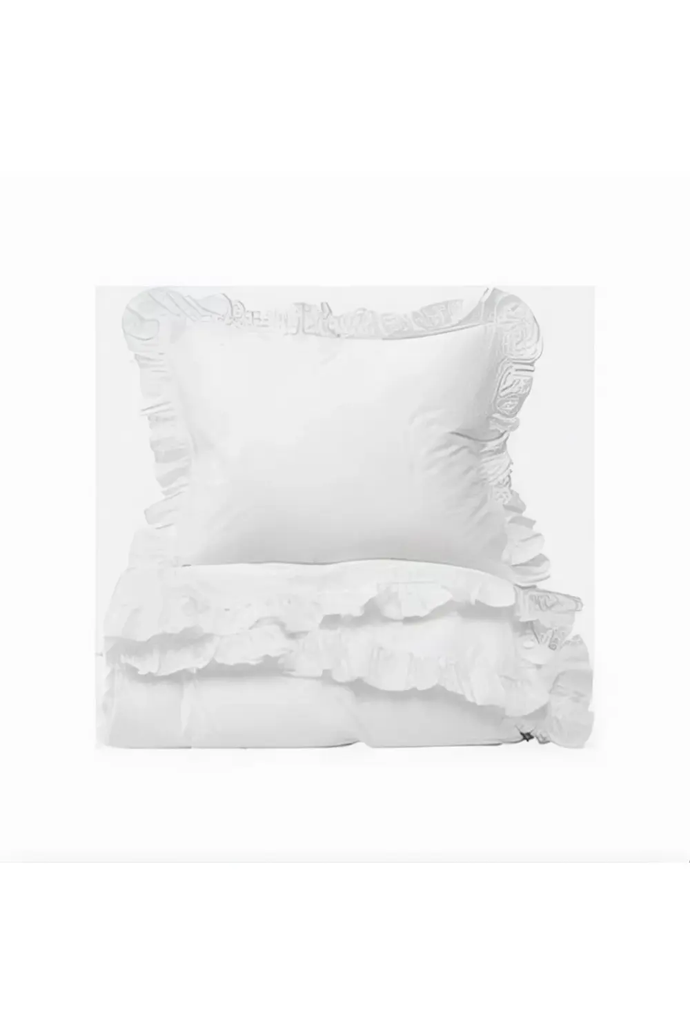 Beyaz fırfırlı çift kişilik nevresim takımı