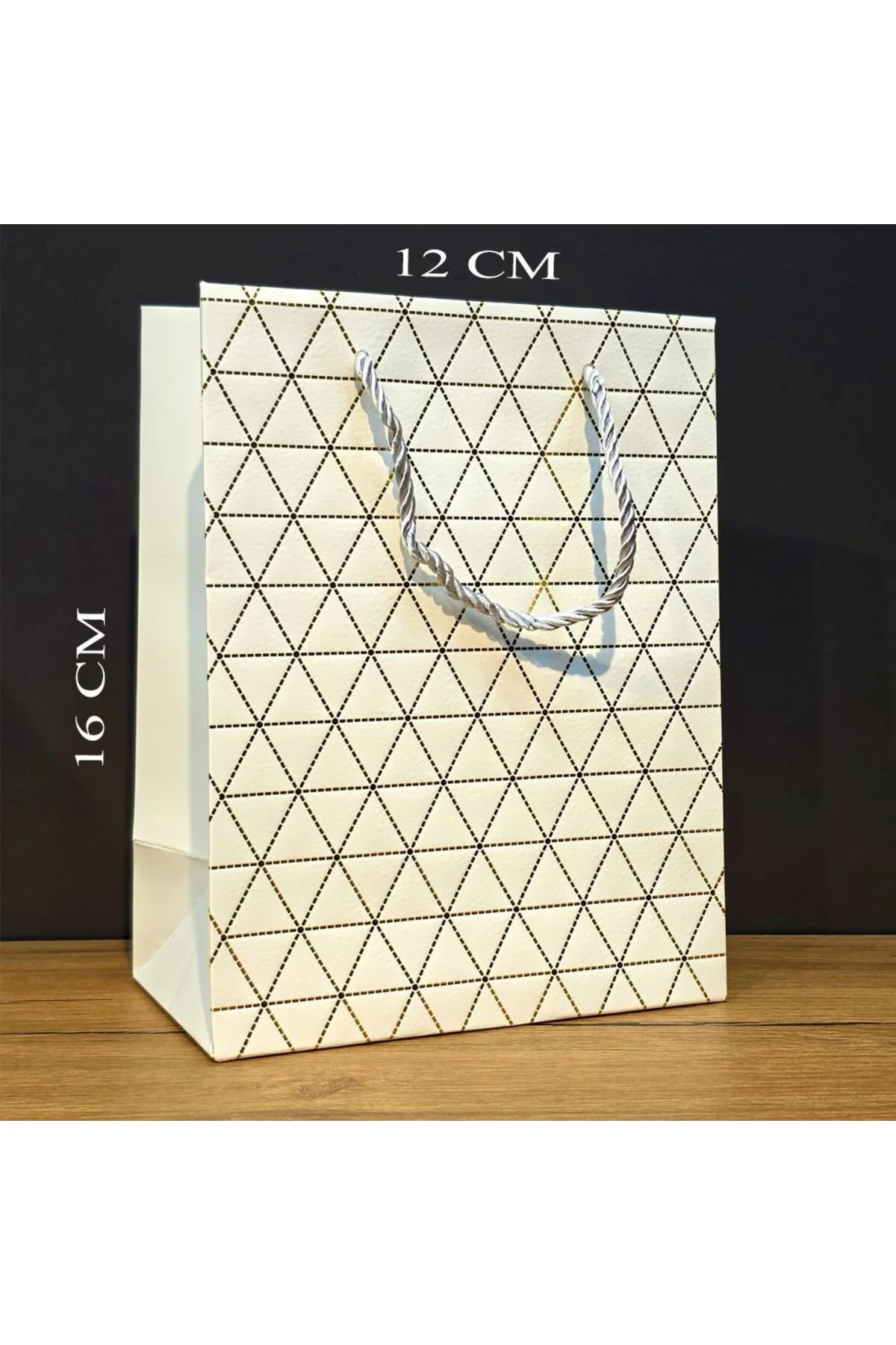 Beyaz Geometrik Desenli Mini Boy Karton Hediye Çantası