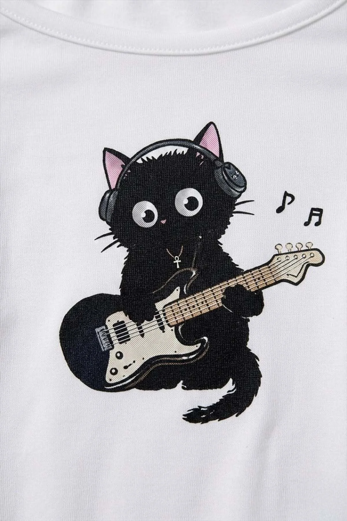 Beyaz Guitar Cat Madonna Yaka Y2K Ek Askılı Kısa Kollu Crop Beyaz Guitar Cat Madonna Yaka Y2K Ek Askılı Kısa Kollu Crop
