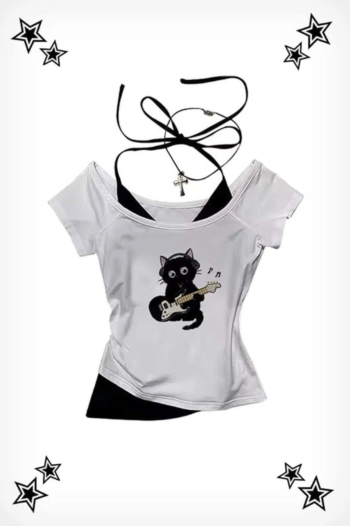 Beyaz Guitar Cat Madonna Yaka Y2K Ek Askılı Kısa Kollu Crop Beyaz Guitar Cat Madonna Yaka Y2K Ek Askılı Kısa Kollu Crop