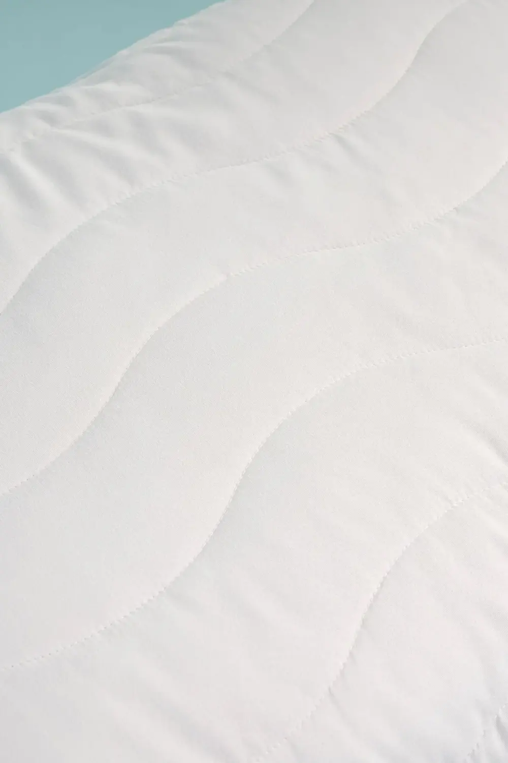 Beyaz Kapitoneli Micra Yastık 50x70 Cm